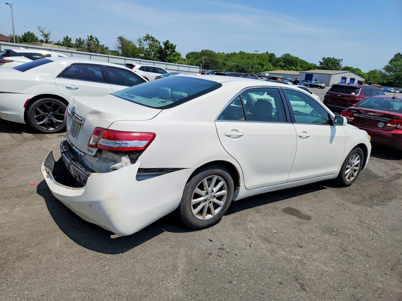 2011 Toyota Camry Xle Белый vin: 4T1BF3EK0BU642373