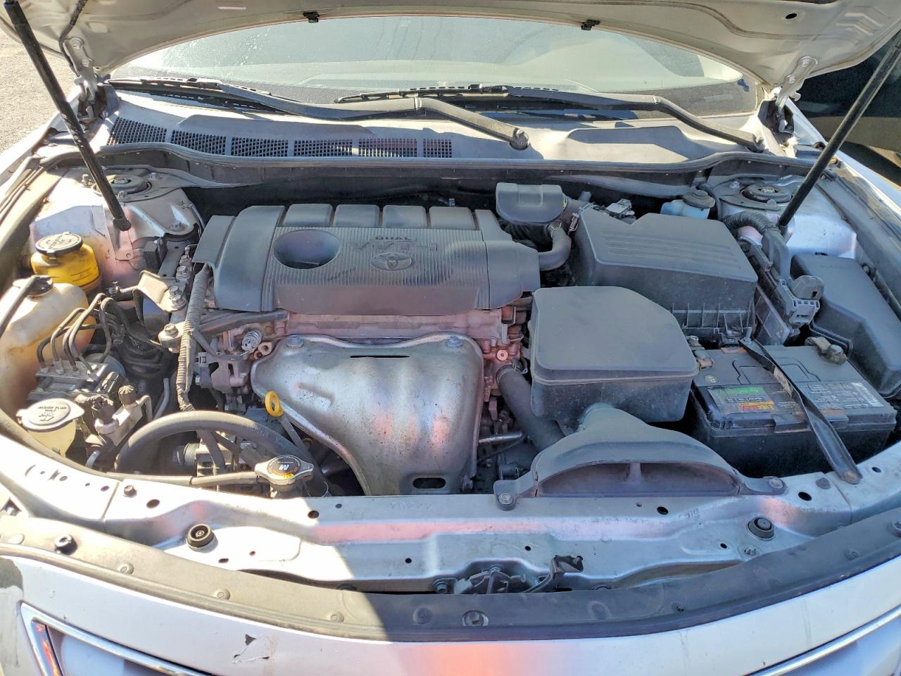 2011 Toyota Camry Le Silver vin: 4T1BF3EK0BU658928