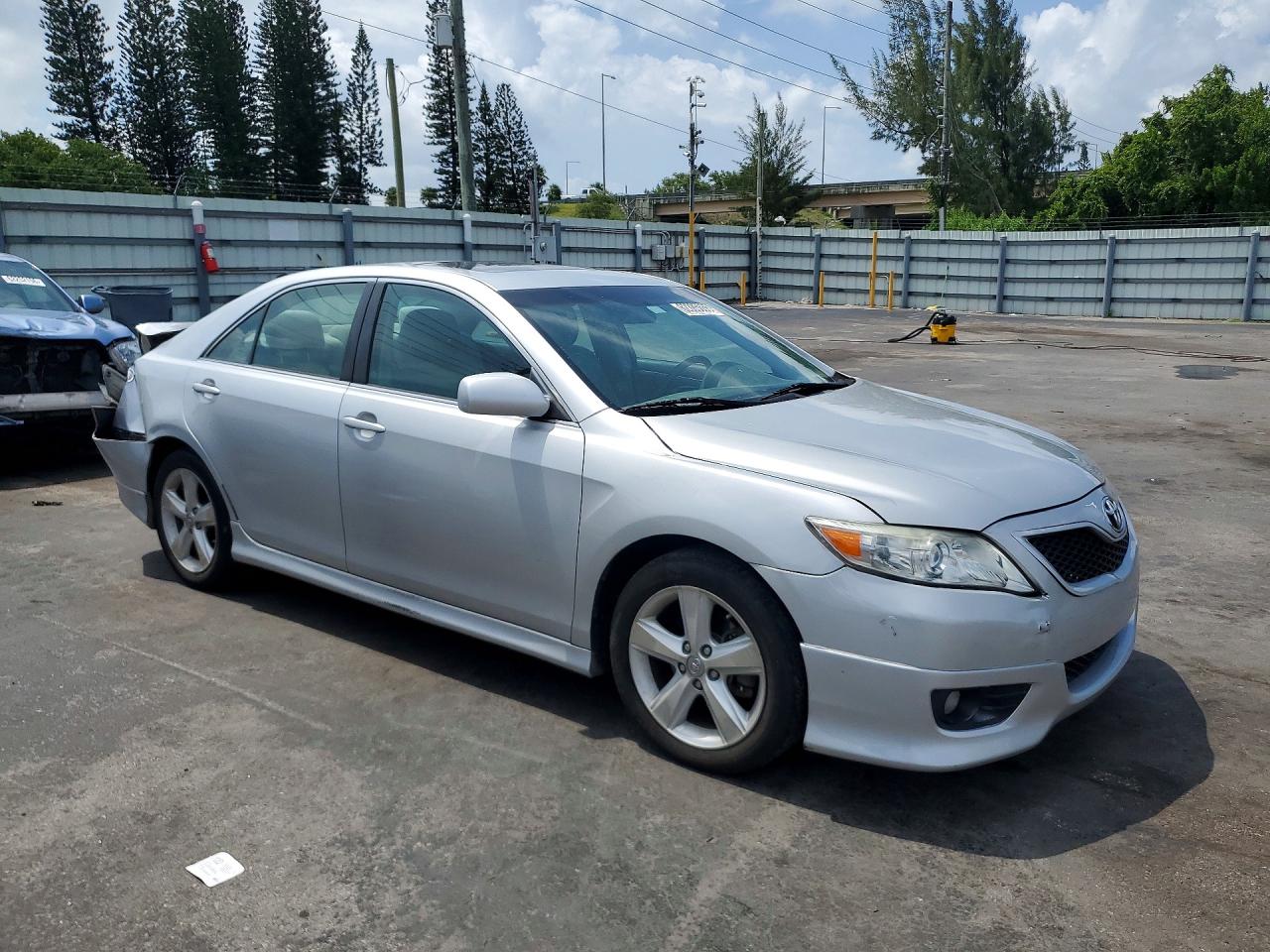 2011 Toyota Camry Se Серебряный vin: 4T1BF3EK0BU664132