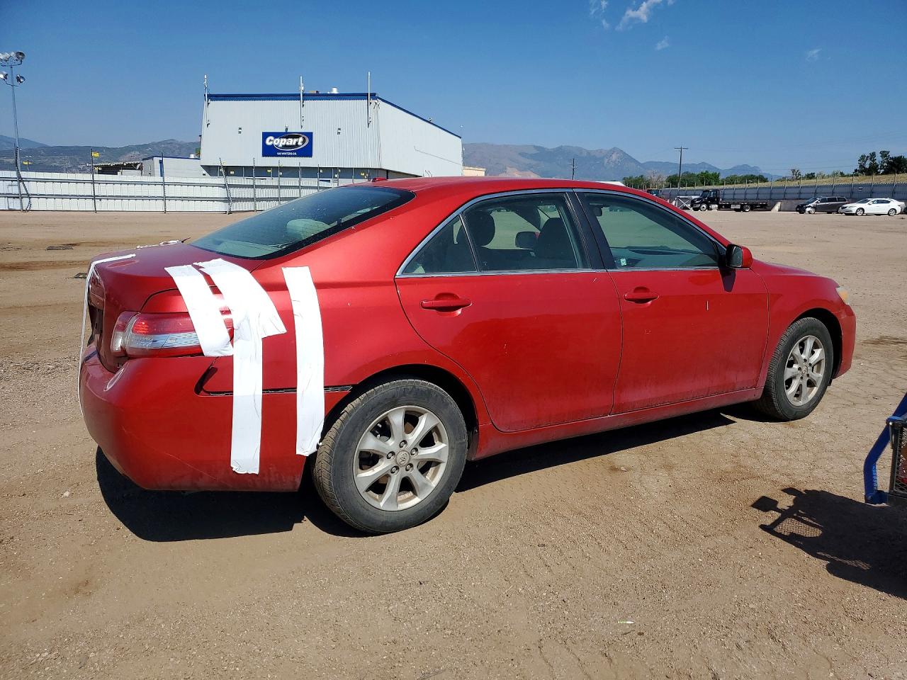 2011 Toyota Camry Le Red vin: 4T1BF3EK0BU665233