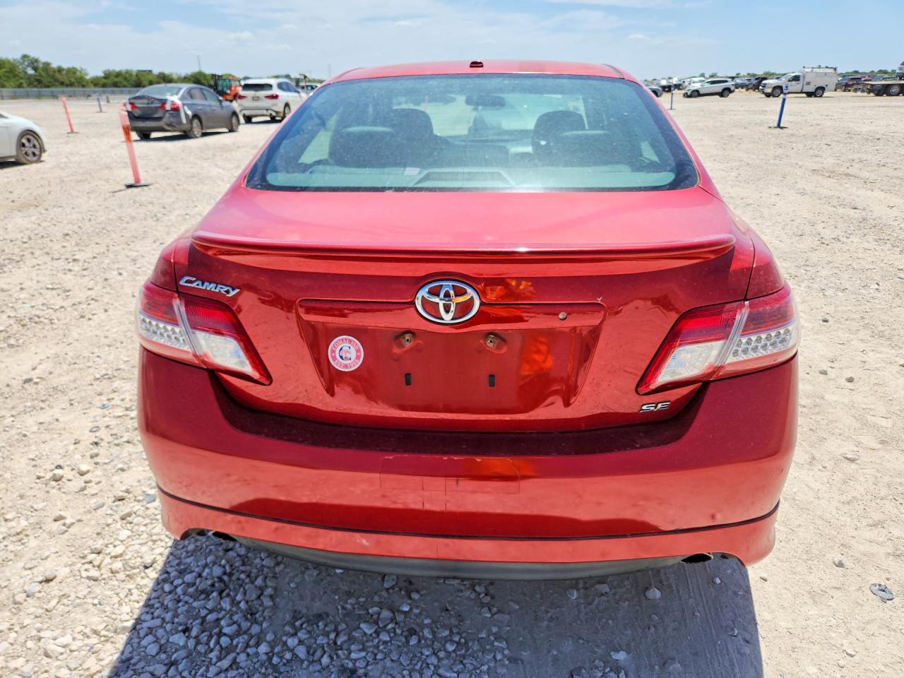 2011 Toyota Camry Se Красный vin: 4T1BF3EK0BU672344