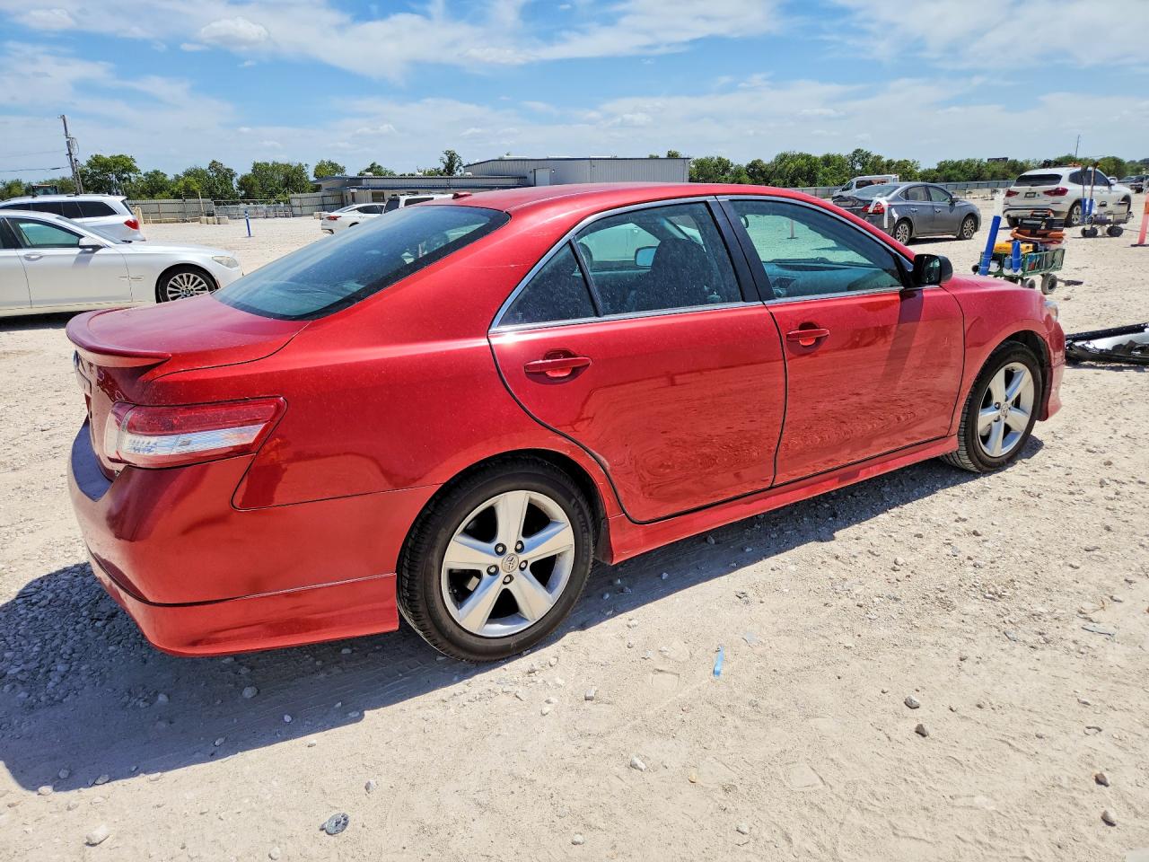 2011 Toyota Camry Se Красный vin: 4T1BF3EK0BU672344