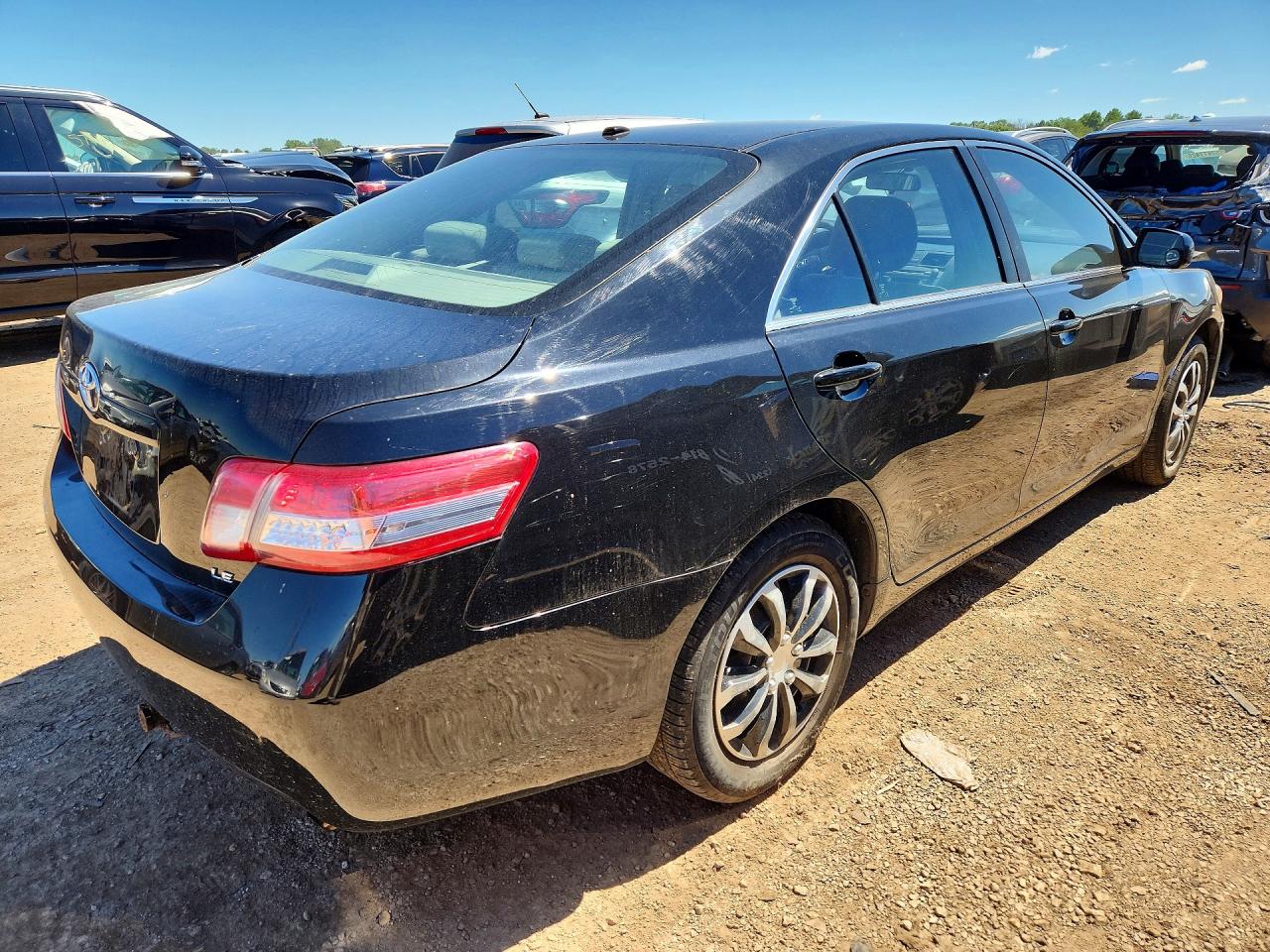 2011 Toyota Camry Le Black vin: 4T1BF3EK0BU676958