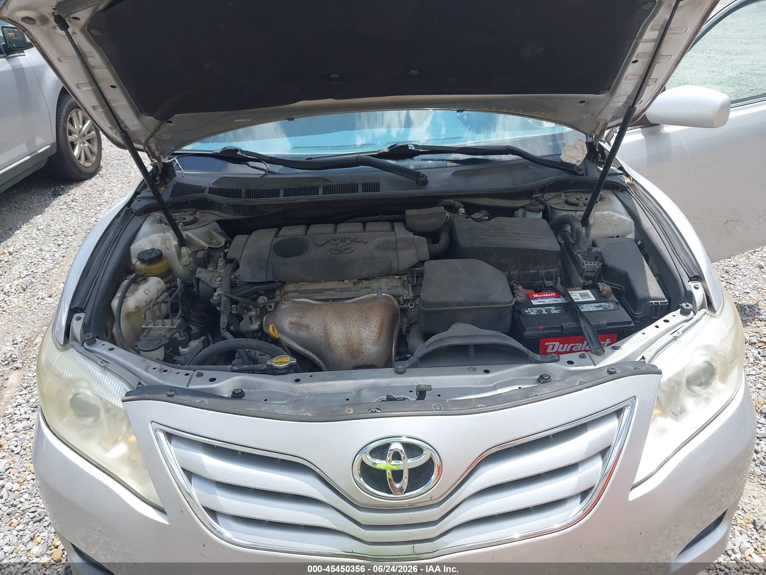 2011 Toyota Camry Le Silver vin: 4T1BF3EK0BU684087