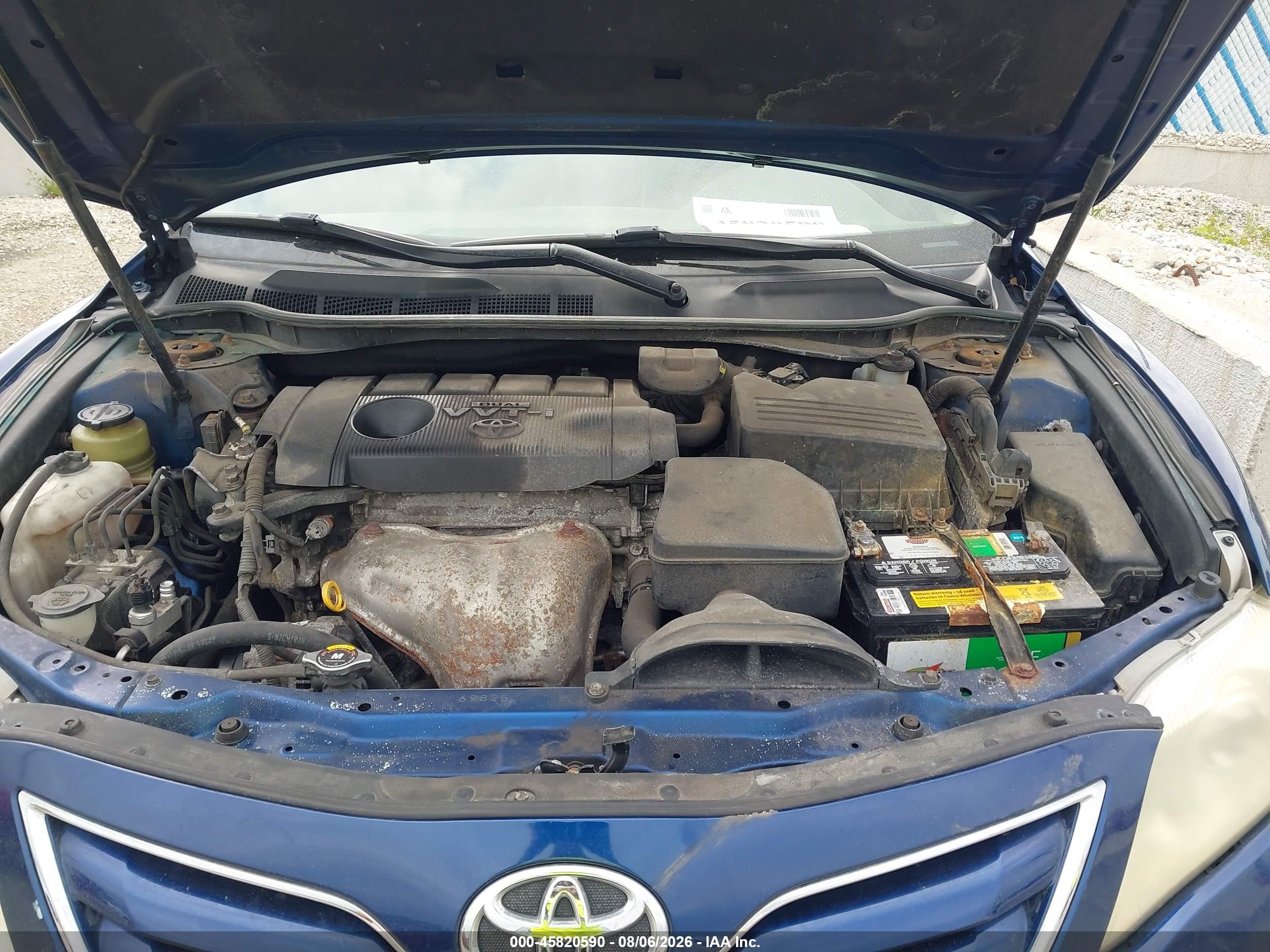 2011 Toyota Camry Le Blue vin: 4T1BF3EK0BU692576