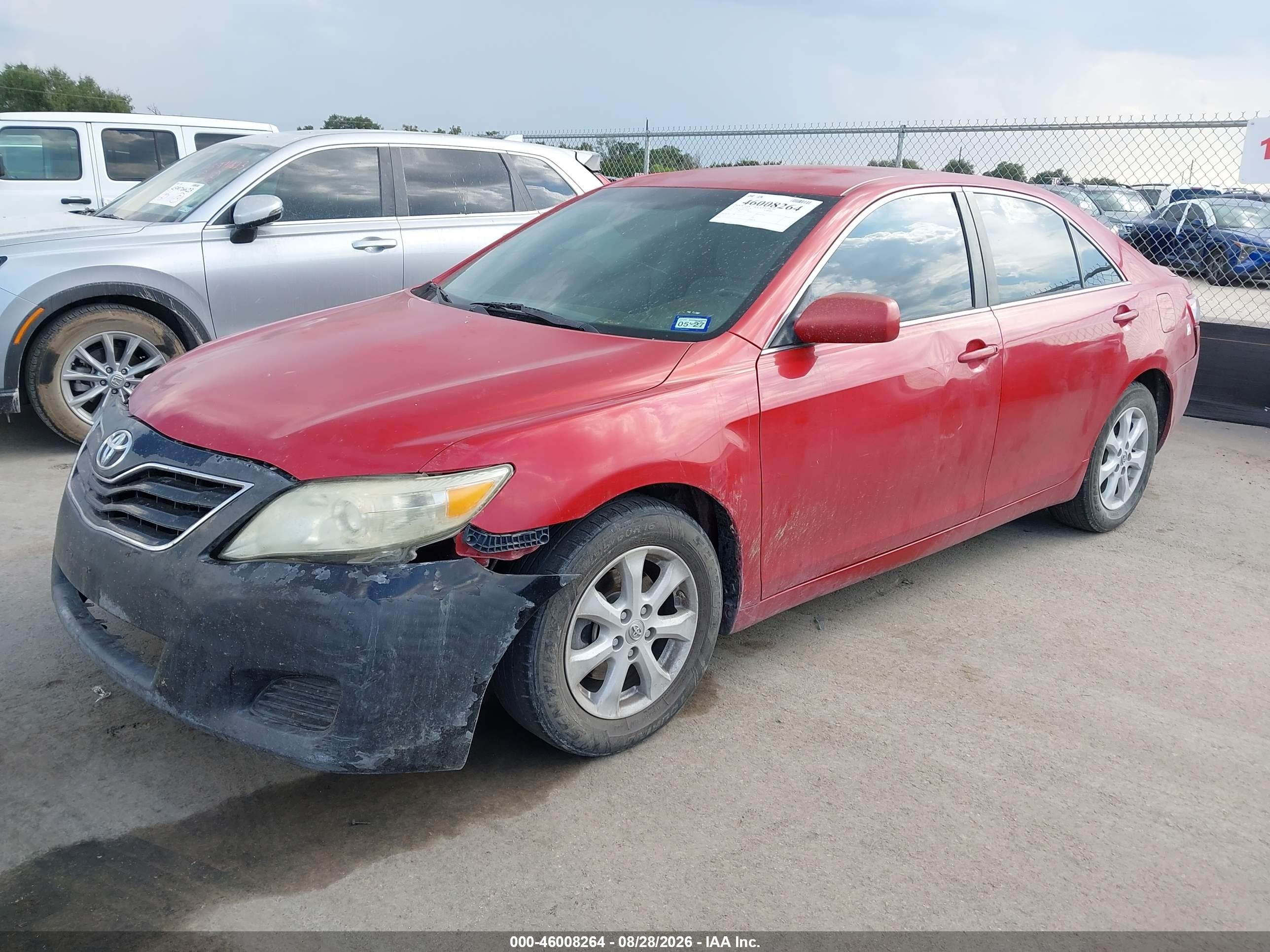 2011 Toyota Camry Le Red vin: 4T1BF3EK0BU703284