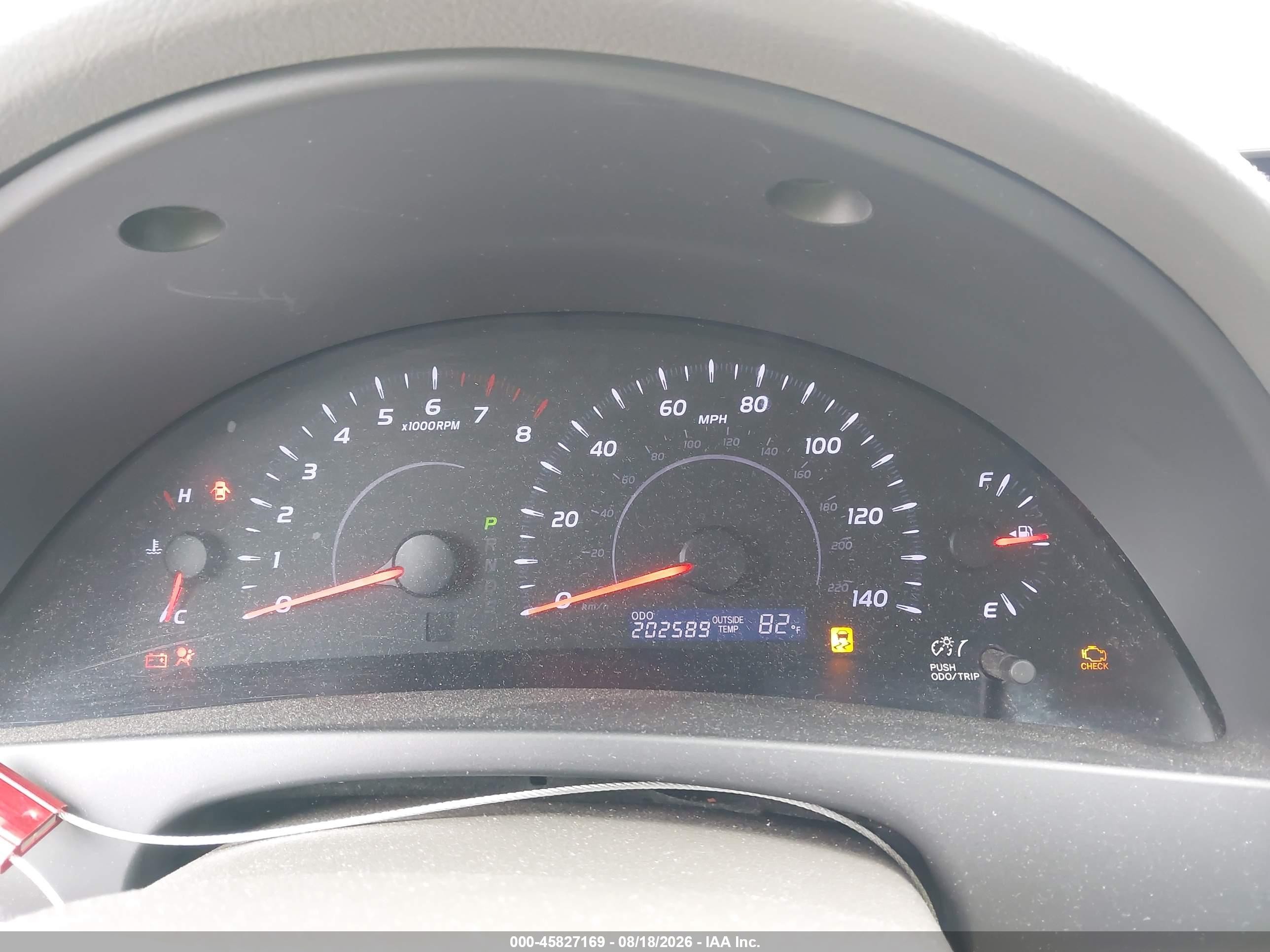 2011 Toyota Camry Le Green vin: 4T1BF3EK0BU705911