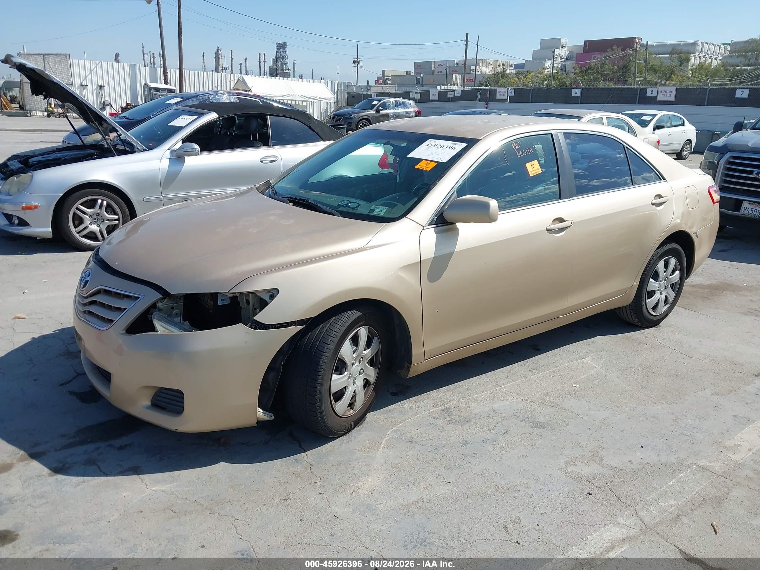 2011 Toyota Camry Le Золотой vin: 4T1BF3EK0BU722210