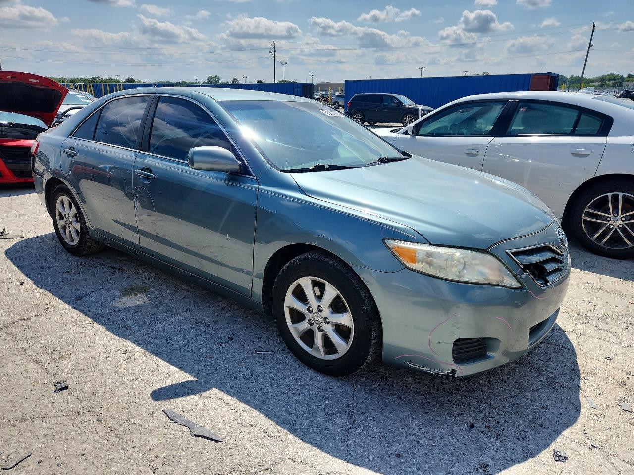 2011 Toyota Camry Le Green vin: 4T1BF3EK0BU722806