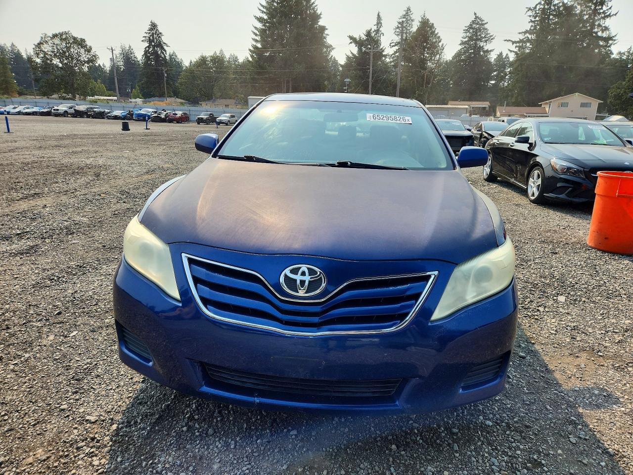 2011 Toyota Camry Le Blue vin: 4T1BF3EK0BU724765