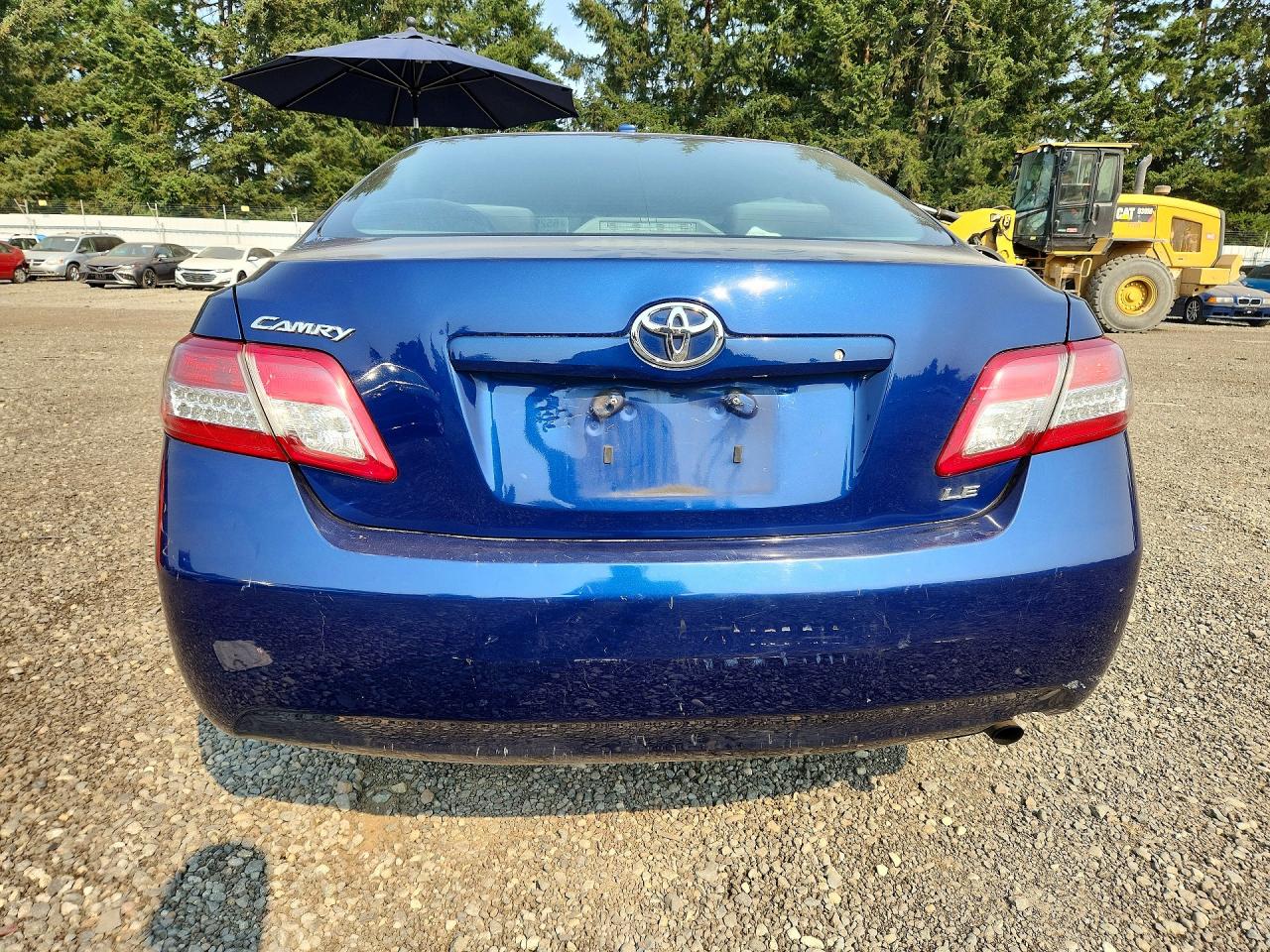 2011 Toyota Camry Le Blue vin: 4T1BF3EK0BU724765