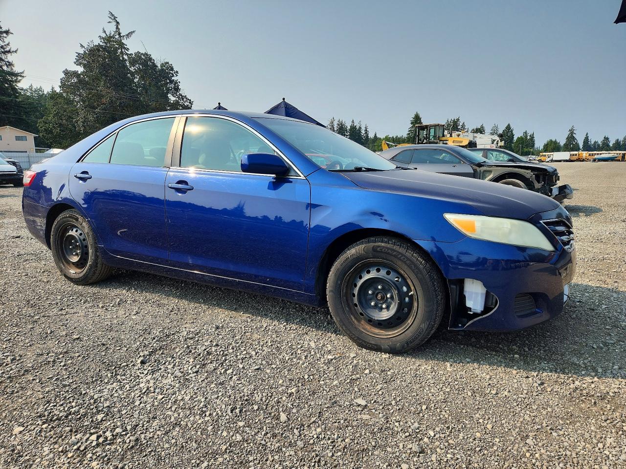 2011 Toyota Camry Le Blue vin: 4T1BF3EK0BU724765