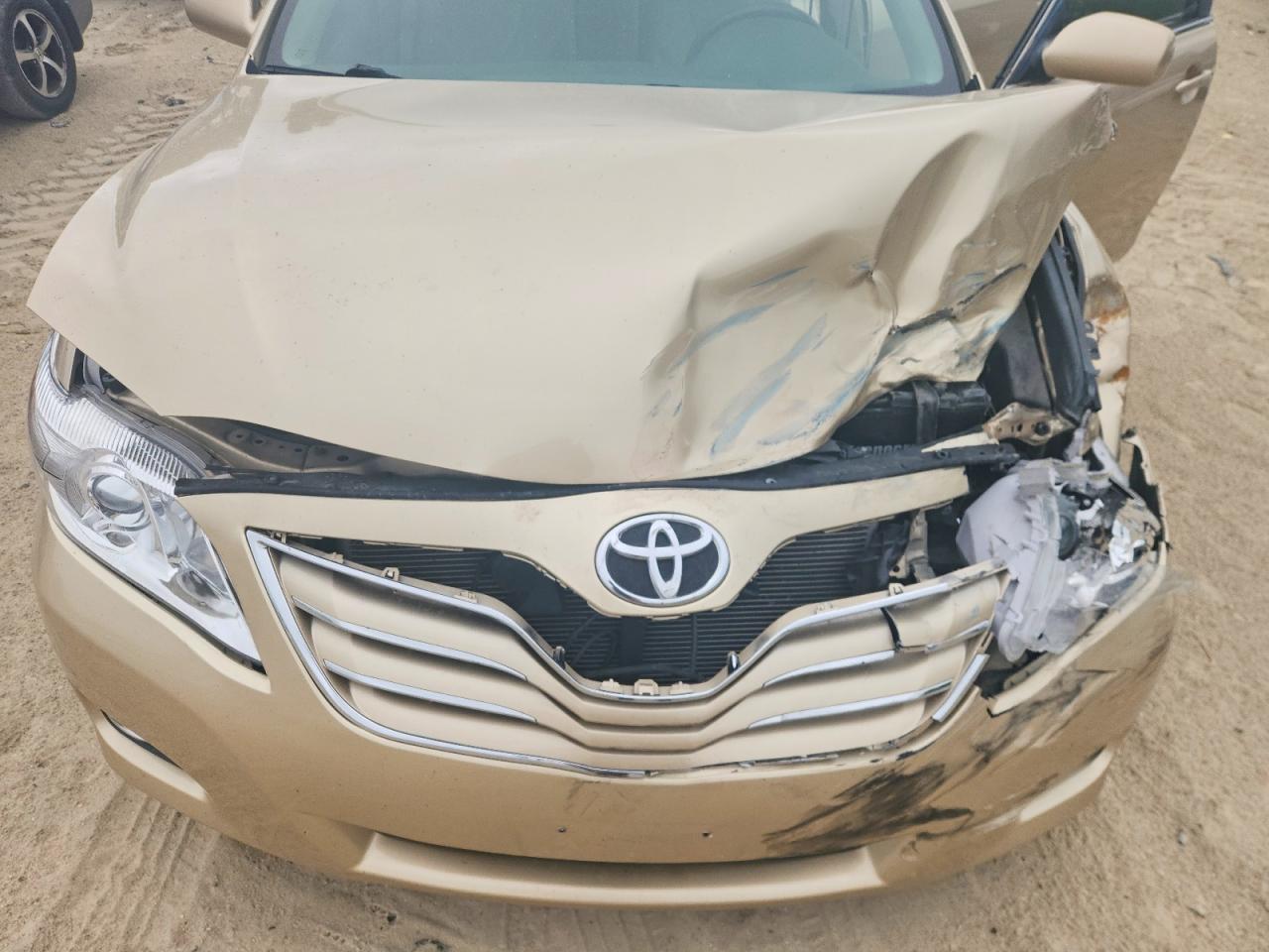 2011 Toyota Camry Xle Tan vin: 4T1BF3EK0BU738410