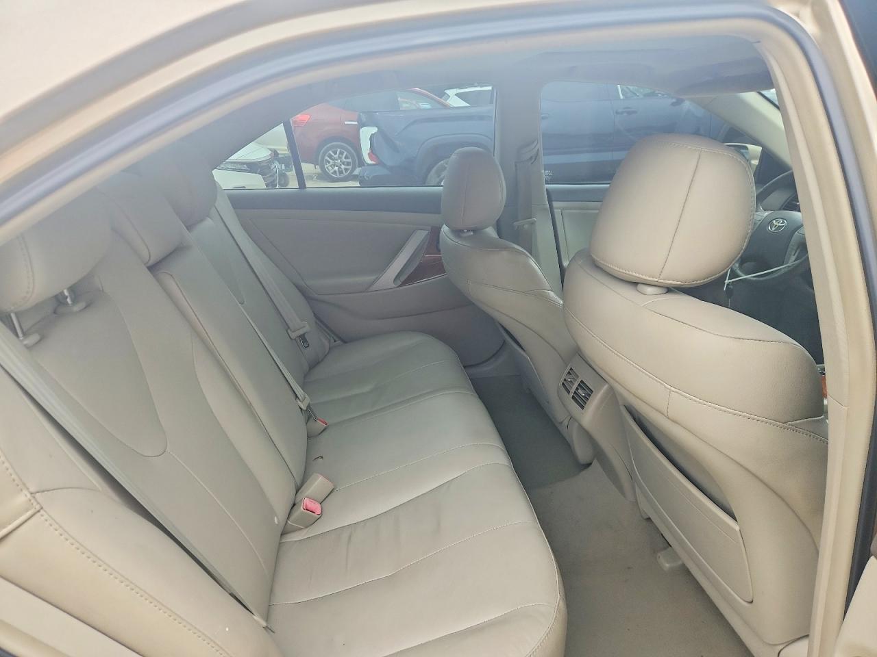 2011 Toyota Camry Xle Tan vin: 4T1BF3EK0BU738410