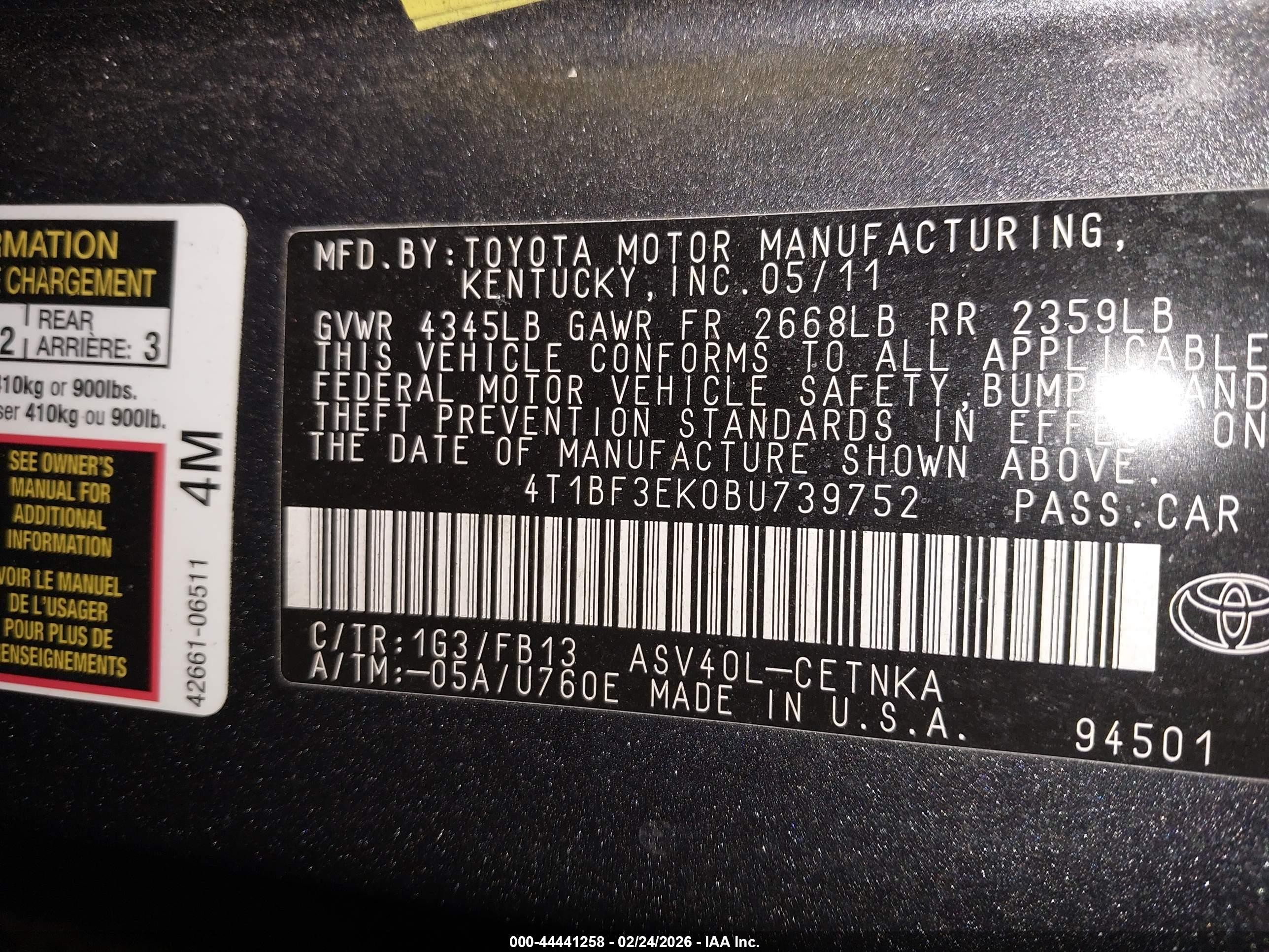 2011 Toyota Camry Le Gray vin: 4T1BF3EK0BU739752