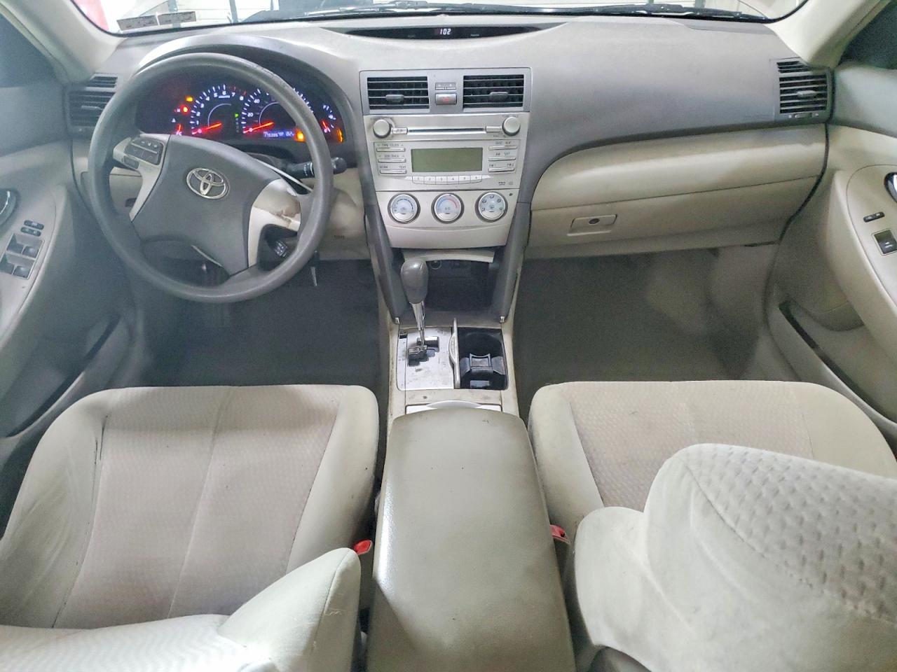 2011 Toyota Camry Le Золотой vin: 4T1BF3EK0BU757684
