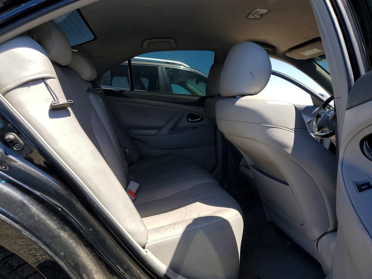 2011 Toyota Camry Le Black vin: 4T1BF3EK0BU764568