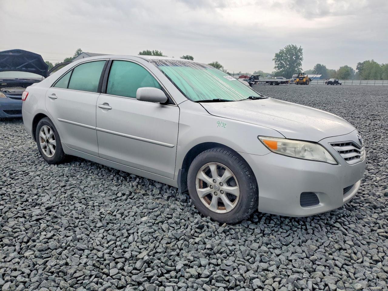2011 Toyota Camry Le Silver vin: 4T1BF3EK0BU767583
