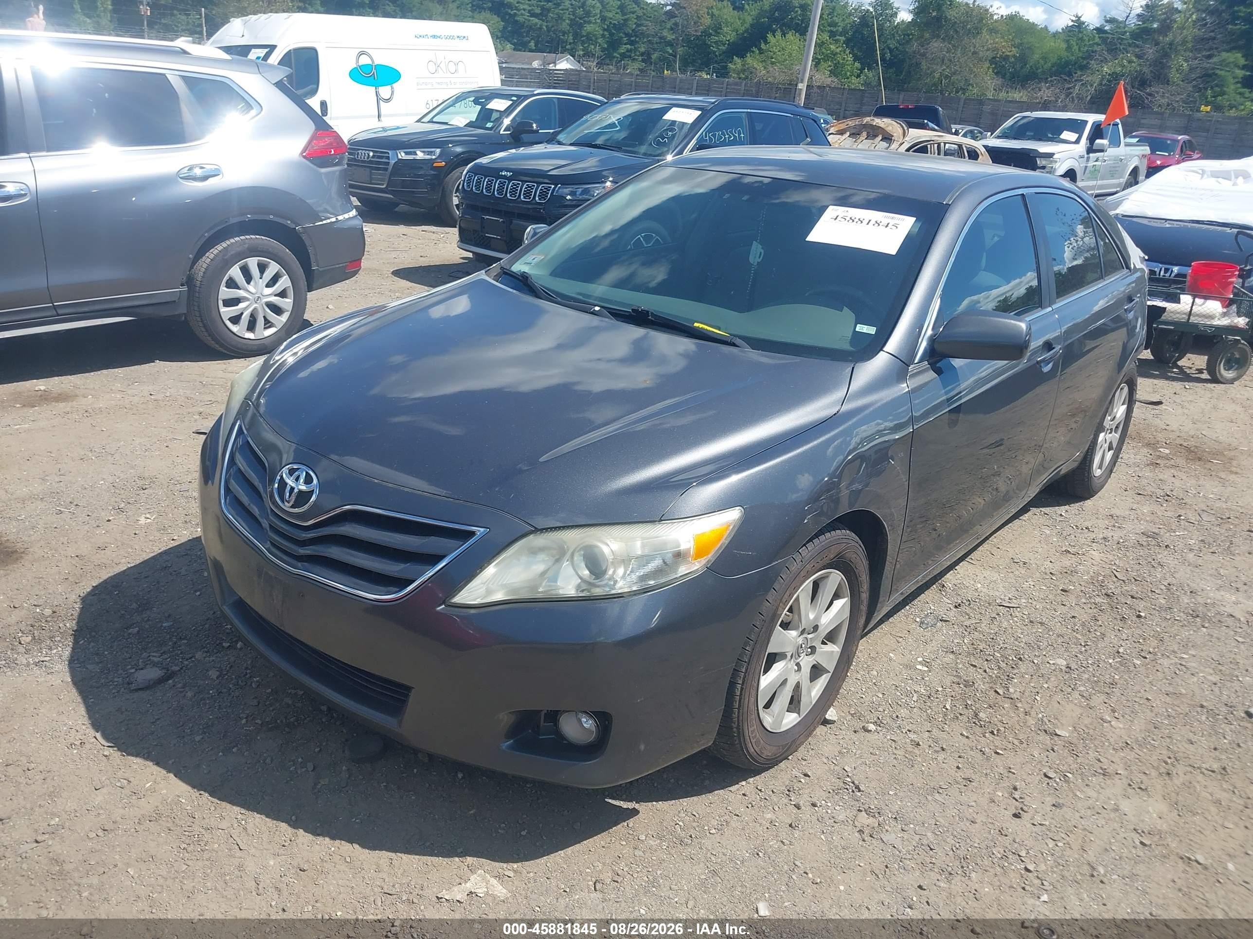 2011 Toyota Camry Le Gray vin: 4T1BF3EK0BU773464