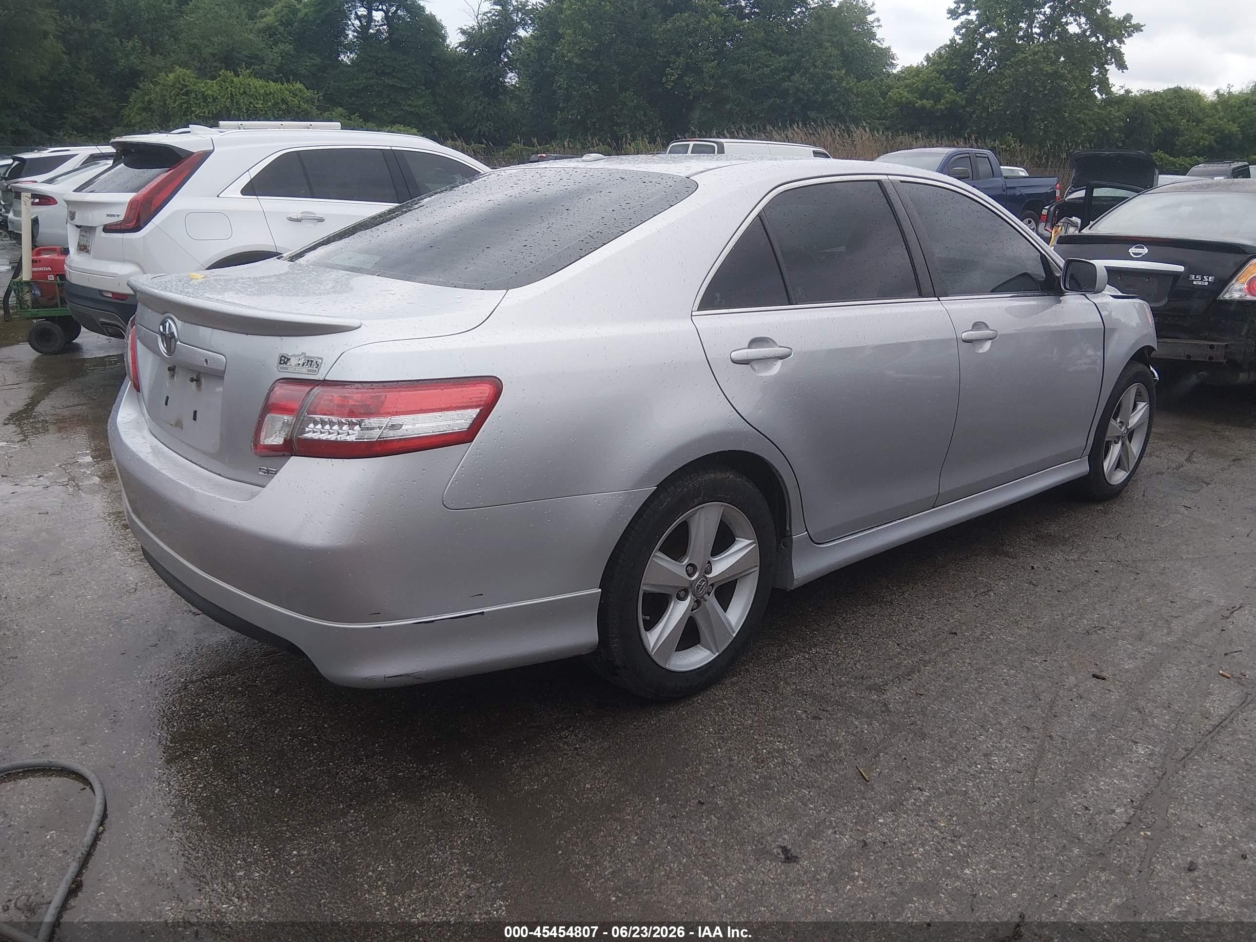 2010 Toyota Camry Se Silver vin: 4T1BF3EK1AU015308