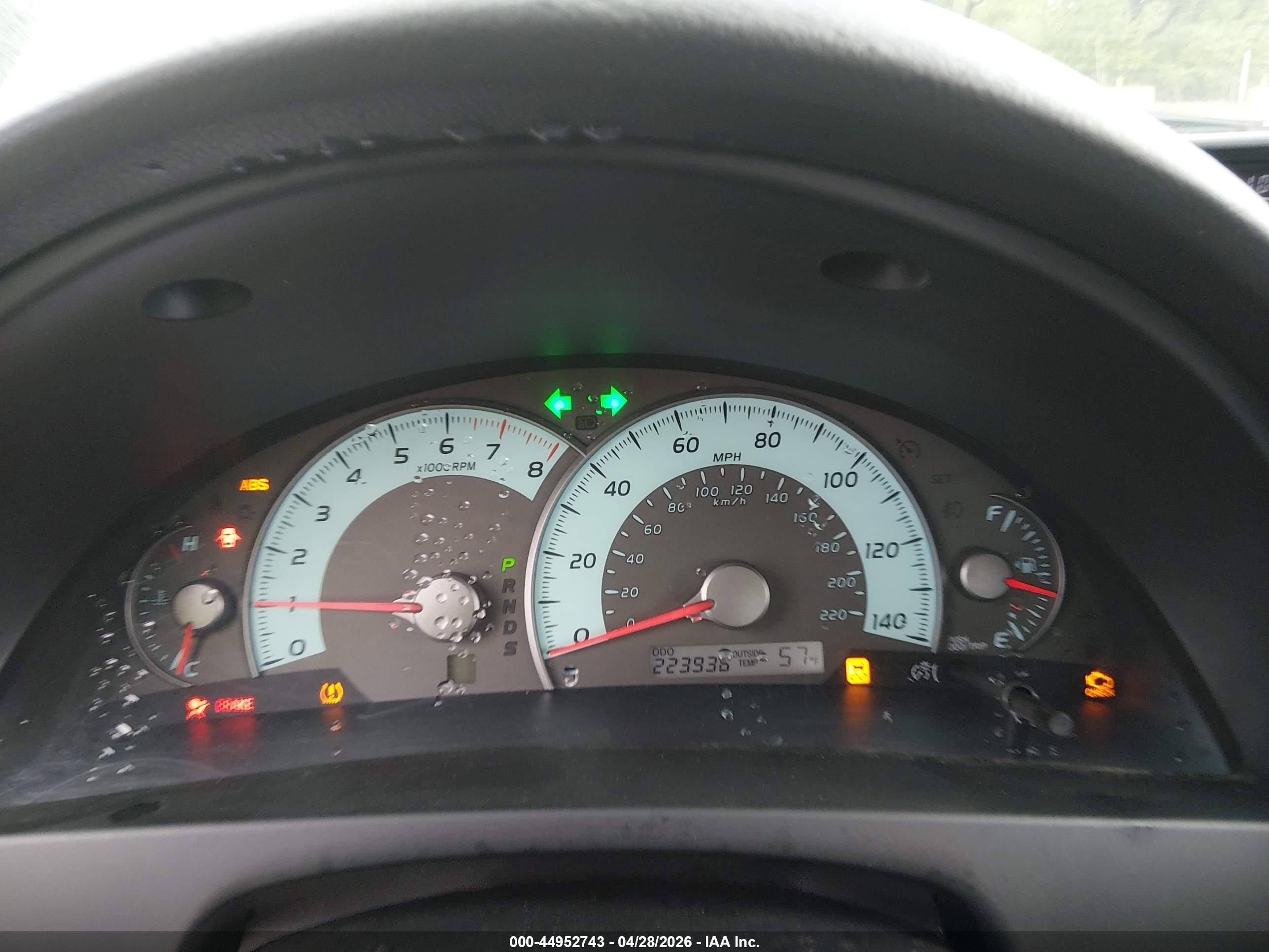 2010 Toyota Camry Se Серебряный vin: 4T1BF3EK1AU047451