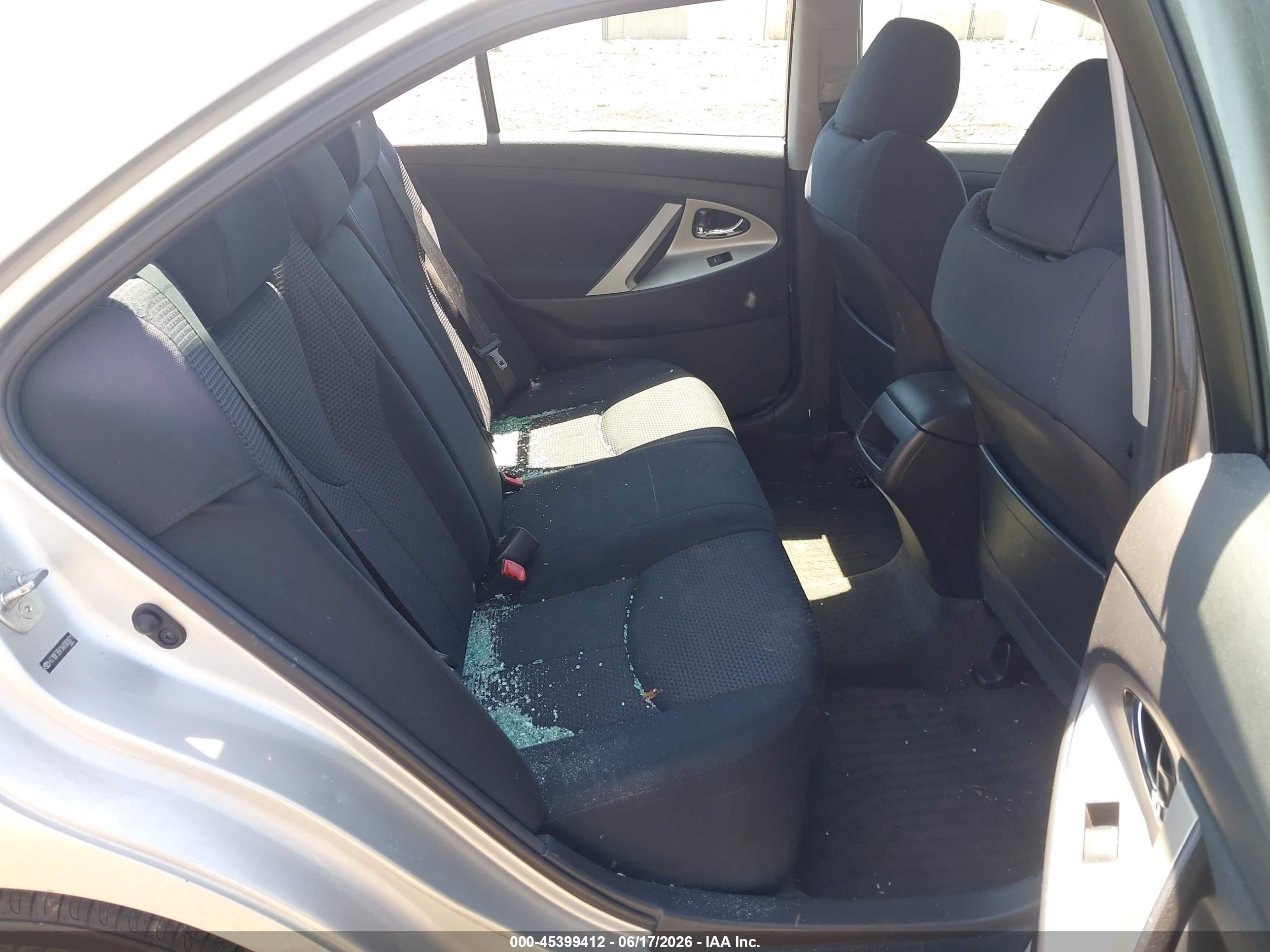 2010 Toyota Camry Se Silver vin: 4T1BF3EK1AU080871
