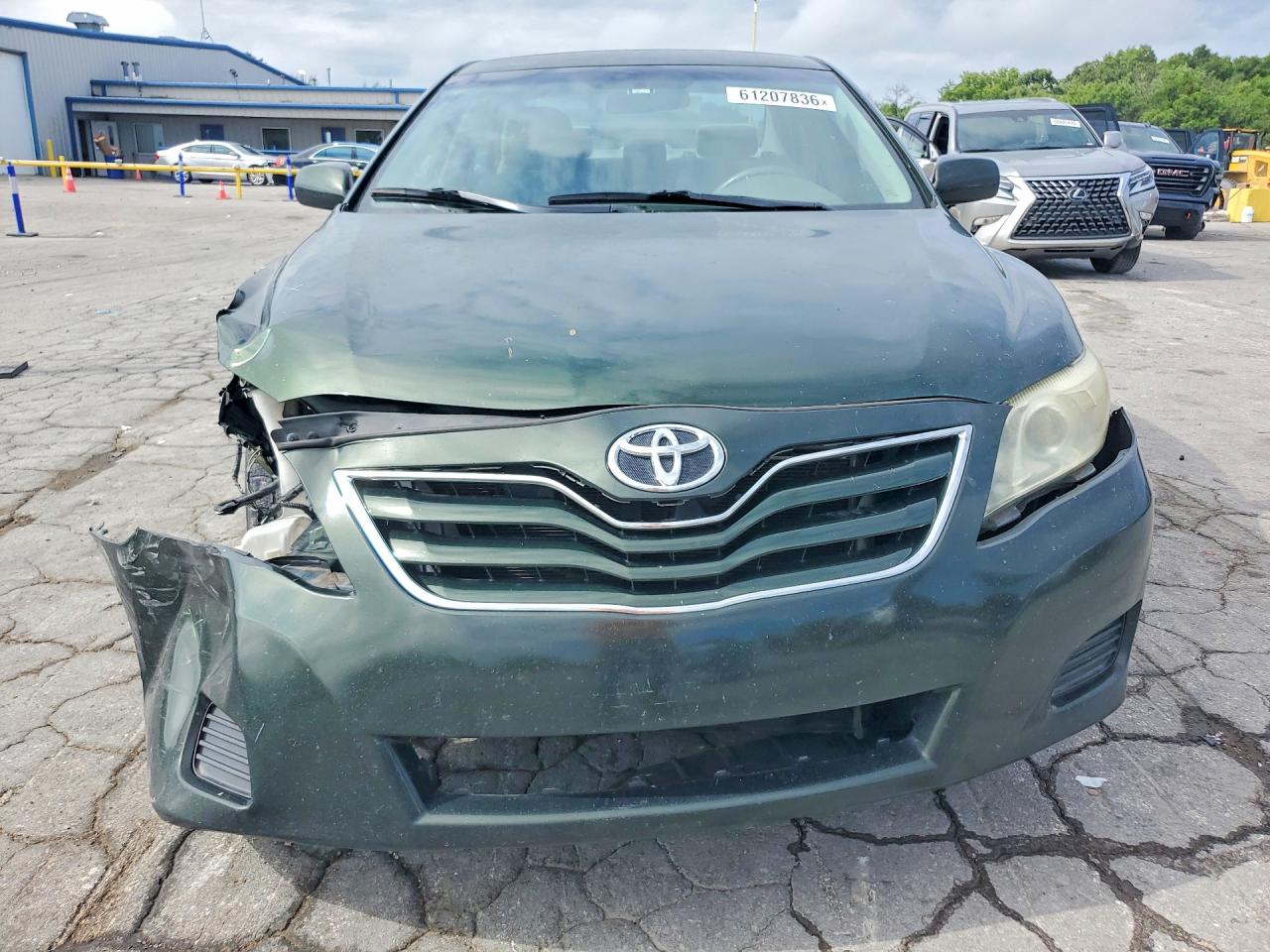 2010 Toyota Camry Le Green vin: 4T1BF3EK1AU514481