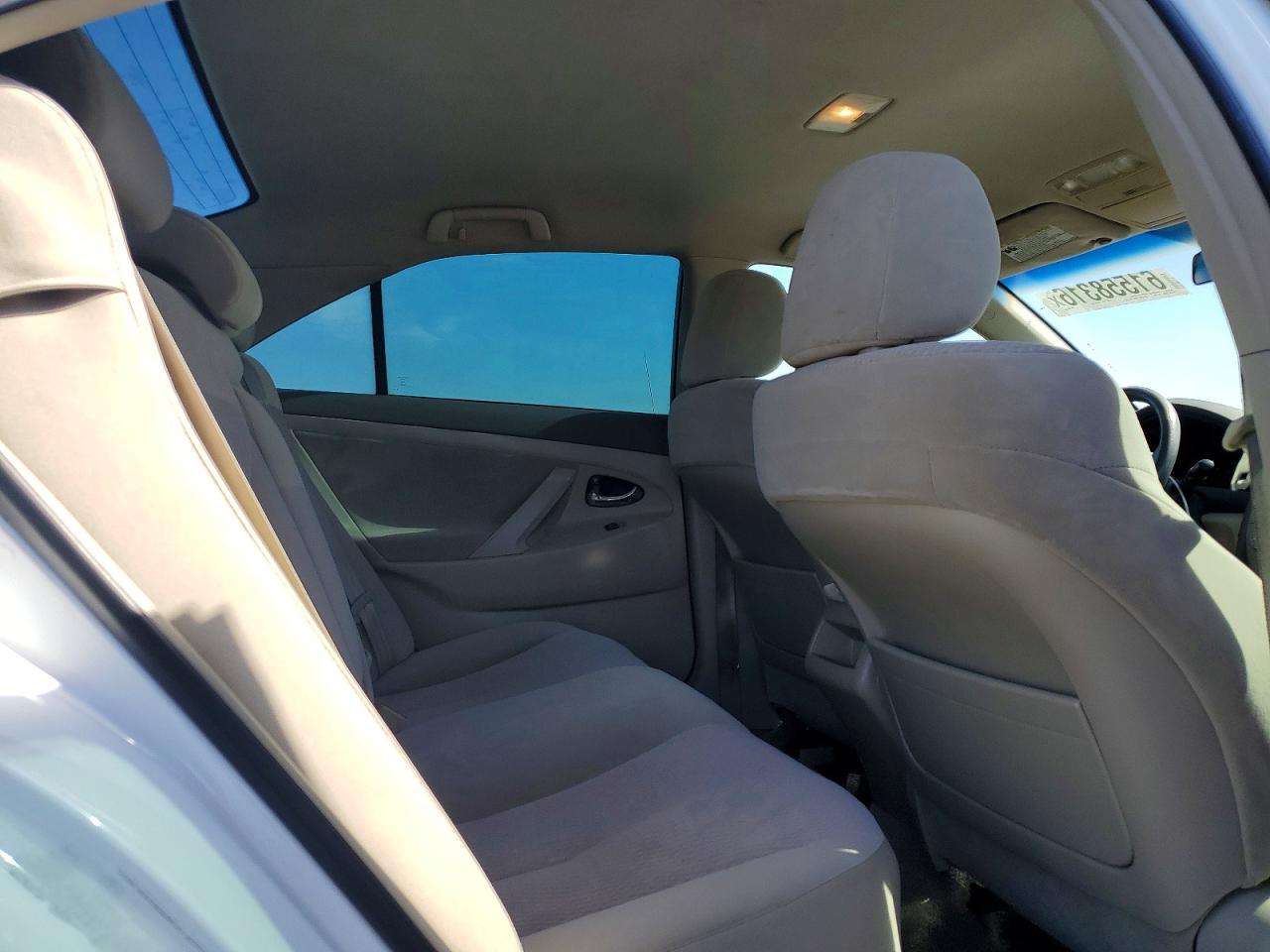 2010 Toyota Camry Le Белый vin: 4T1BF3EK1AU525044