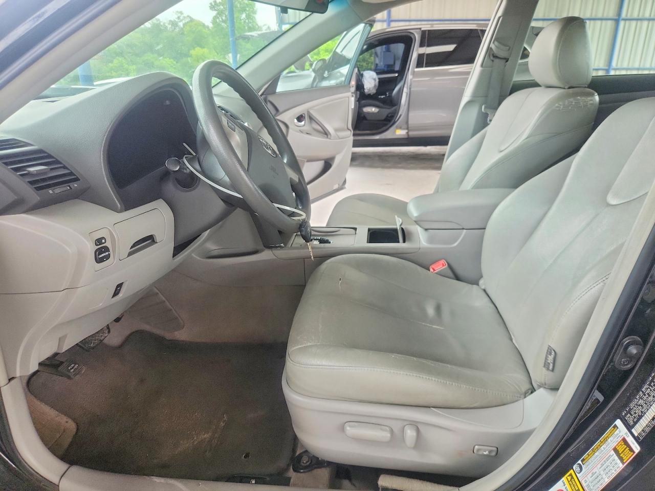 2011 Toyota Camry Le Black vin: 4T1BF3EK1BU126507