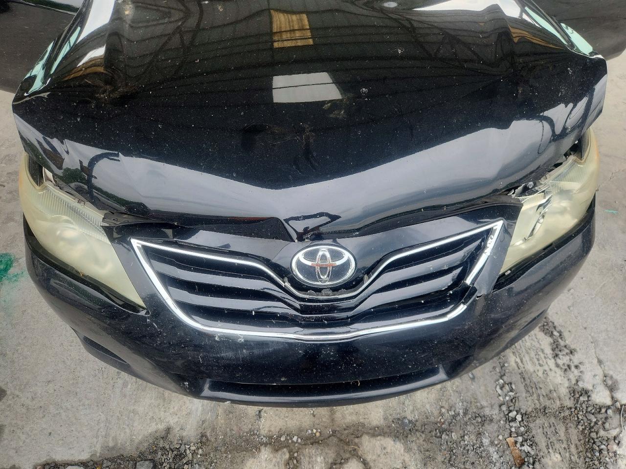 2011 Toyota Camry Le Black vin: 4T1BF3EK1BU126507