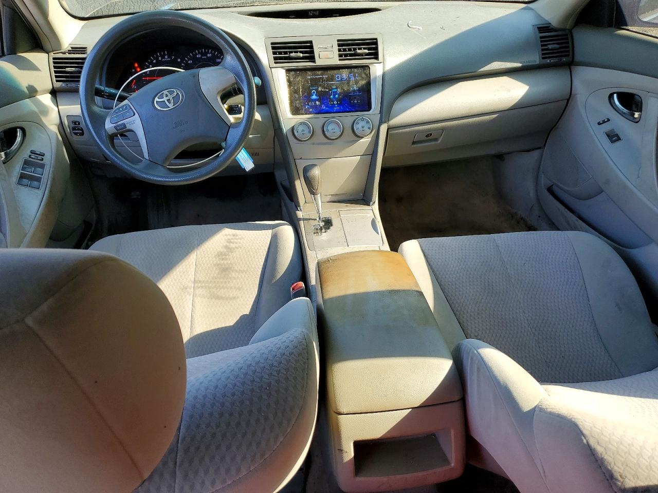 2011 Toyota Camry Le Gray vin: 4T1BF3EK1BU147678