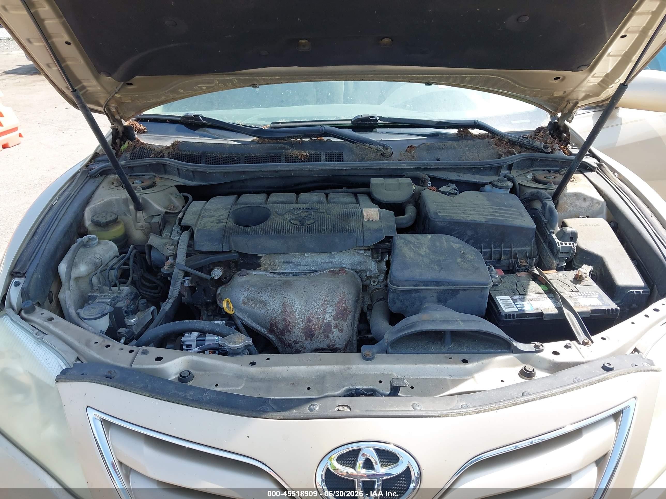 2011 Toyota Camry Le Gold vin: 4T1BF3EK1BU156364
