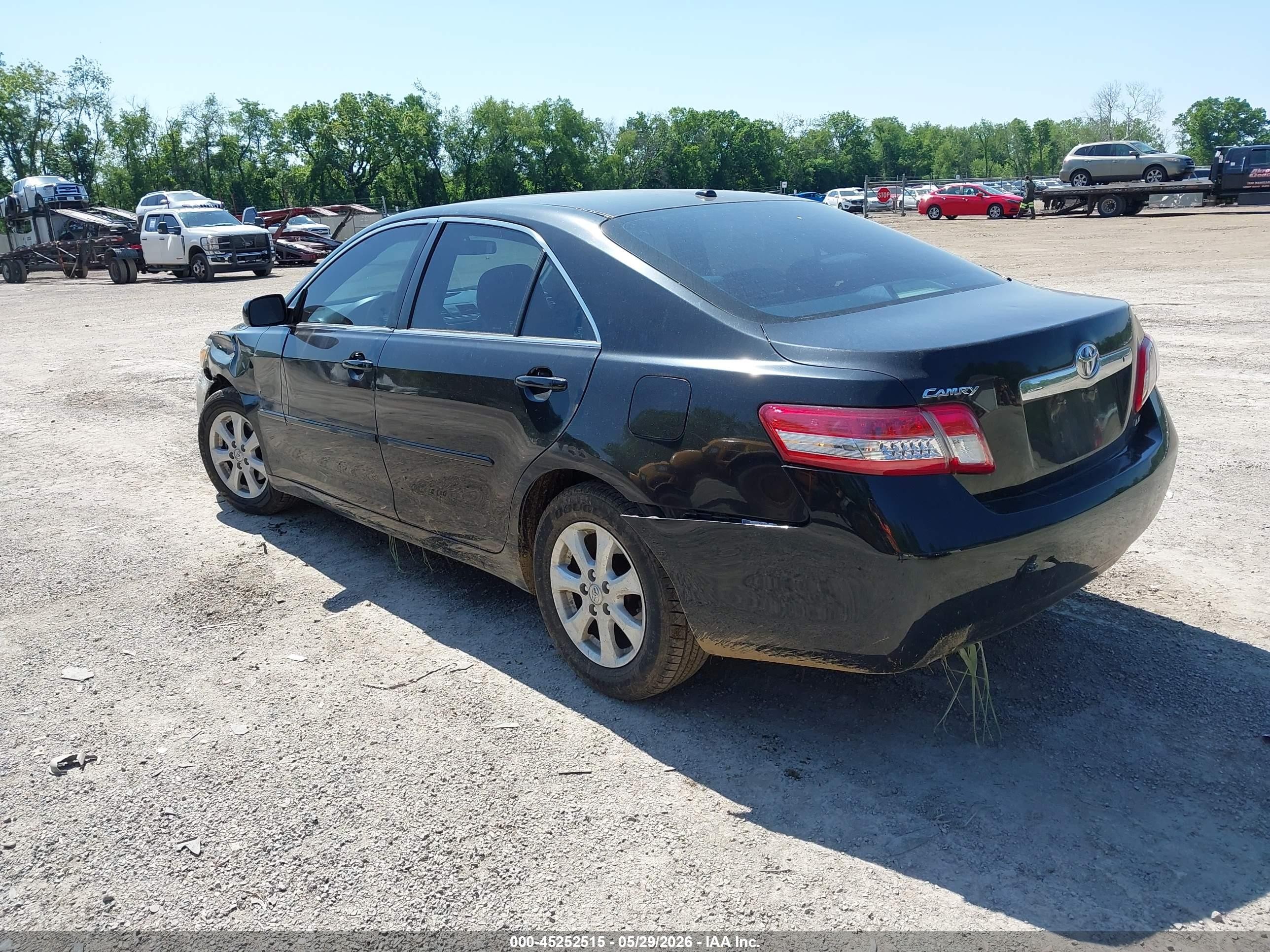2011 Toyota Camry Le Black vin: 4T1BF3EK1BU158079