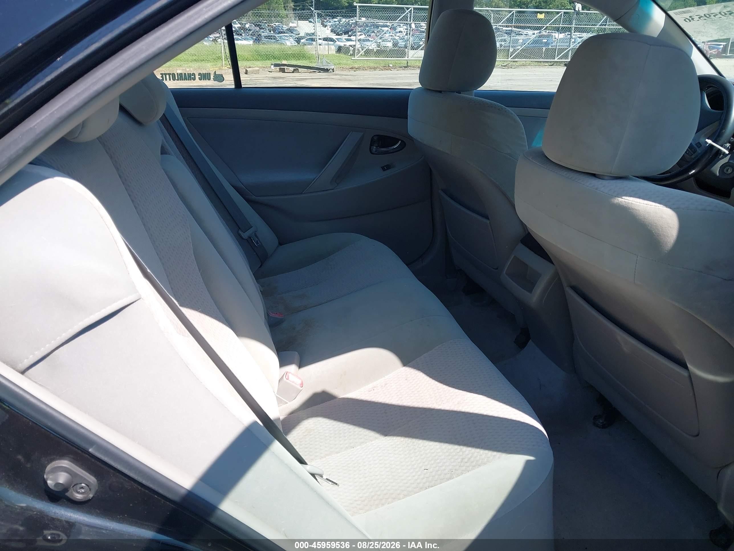 2011 Toyota Camry Le Black vin: 4T1BF3EK1BU168241