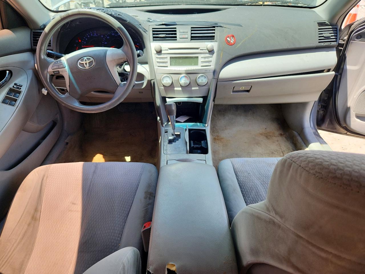 2011 Toyota Camry Le Gray vin: 4T1BF3EK1BU188148