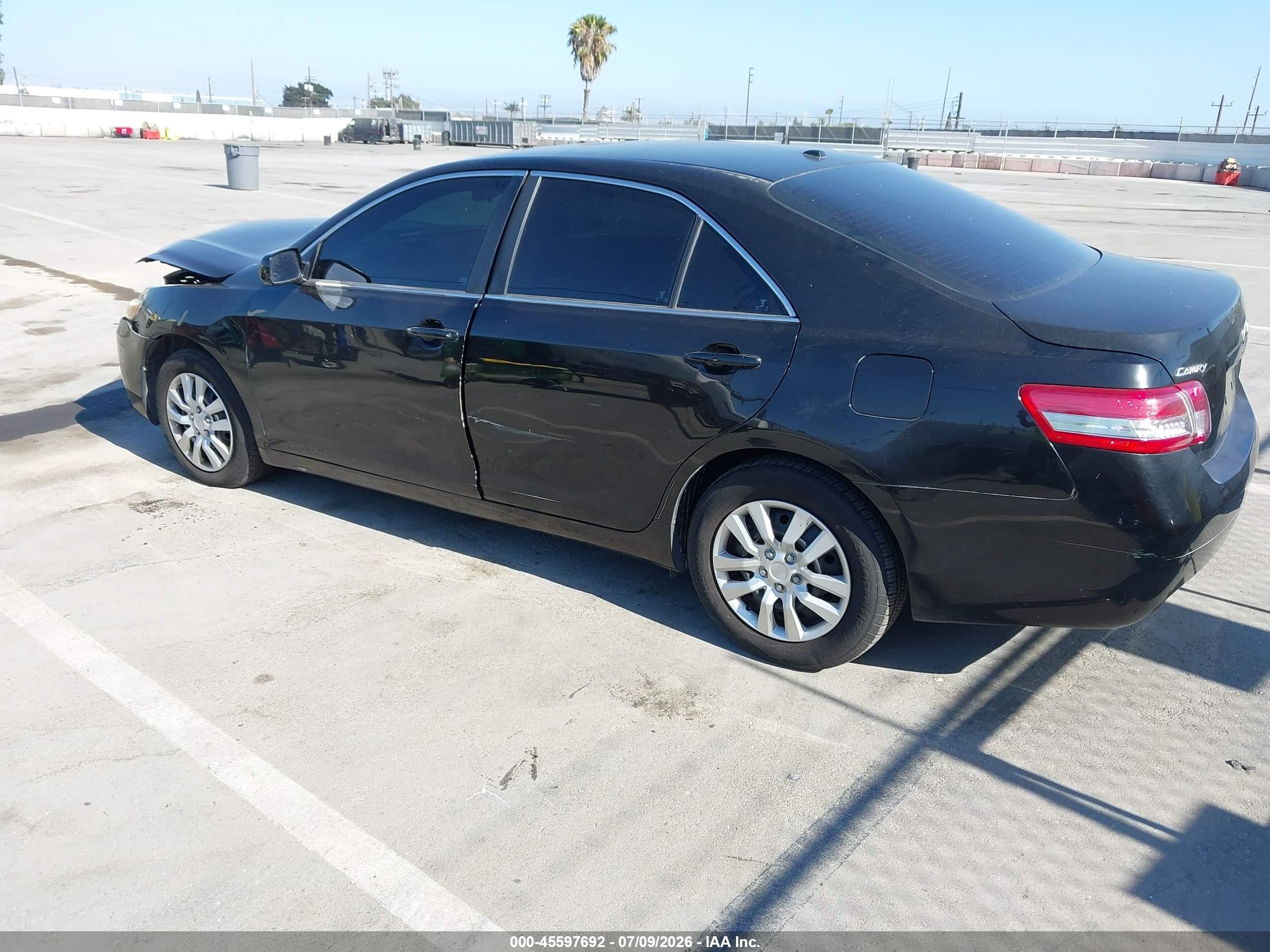 2011 Toyota Camry Le Черный vin: 4T1BF3EK1BU209502