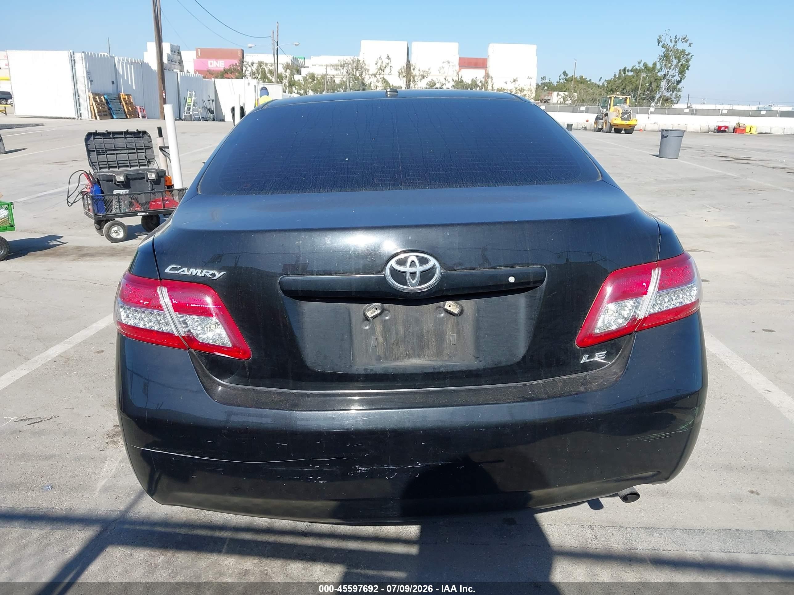 2011 Toyota Camry Le Черный vin: 4T1BF3EK1BU209502