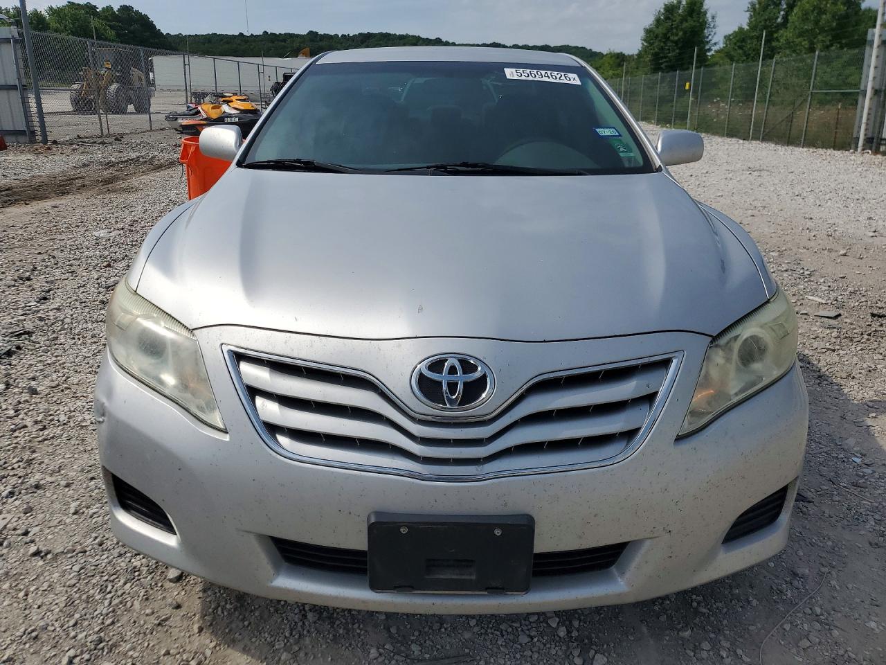 2011 Toyota Camry Le Silver vin: 4T1BF3EK1BU213291