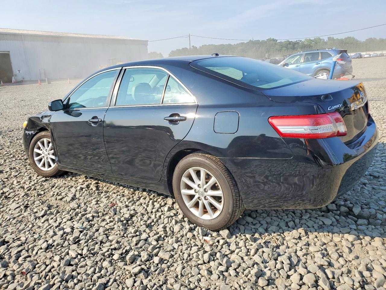 2011 Toyota Camry Xle Black vin: 4T1BF3EK1BU225666