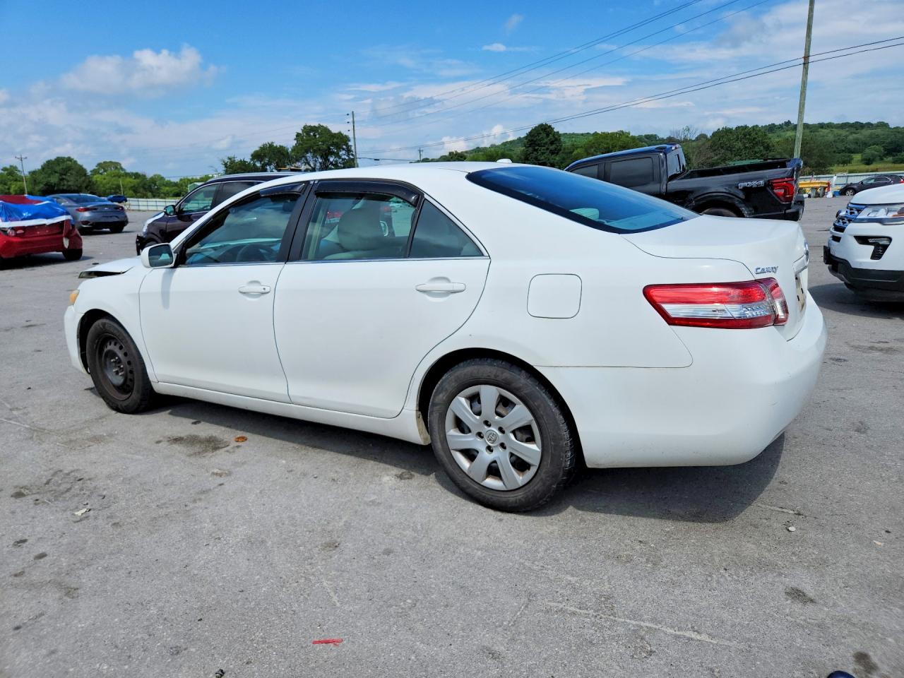 2011 Toyota Camry Le White vin: 4T1BF3EK1BU585682