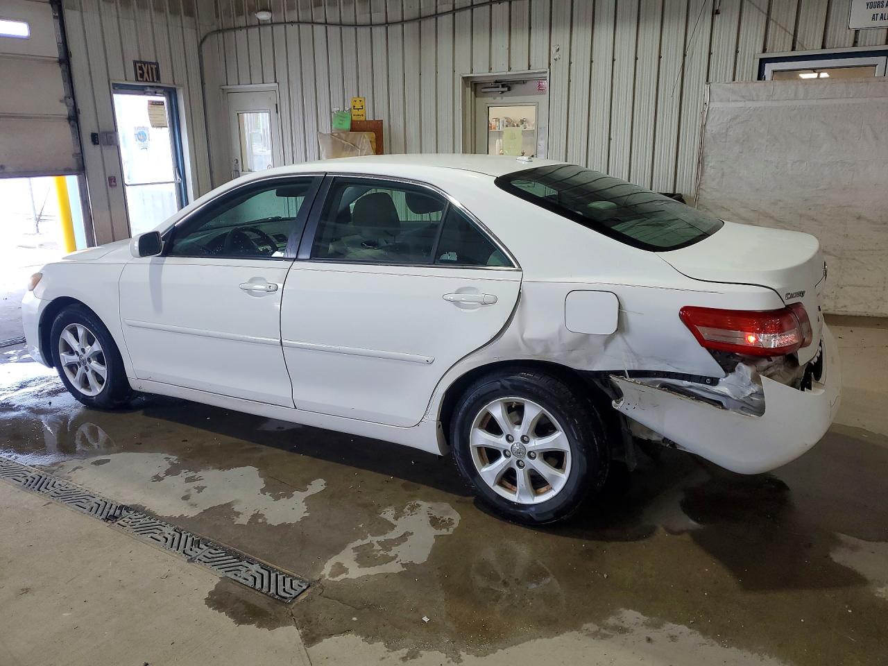 2011 Toyota Camry Le White vin: 4T1BF3EK1BU601279