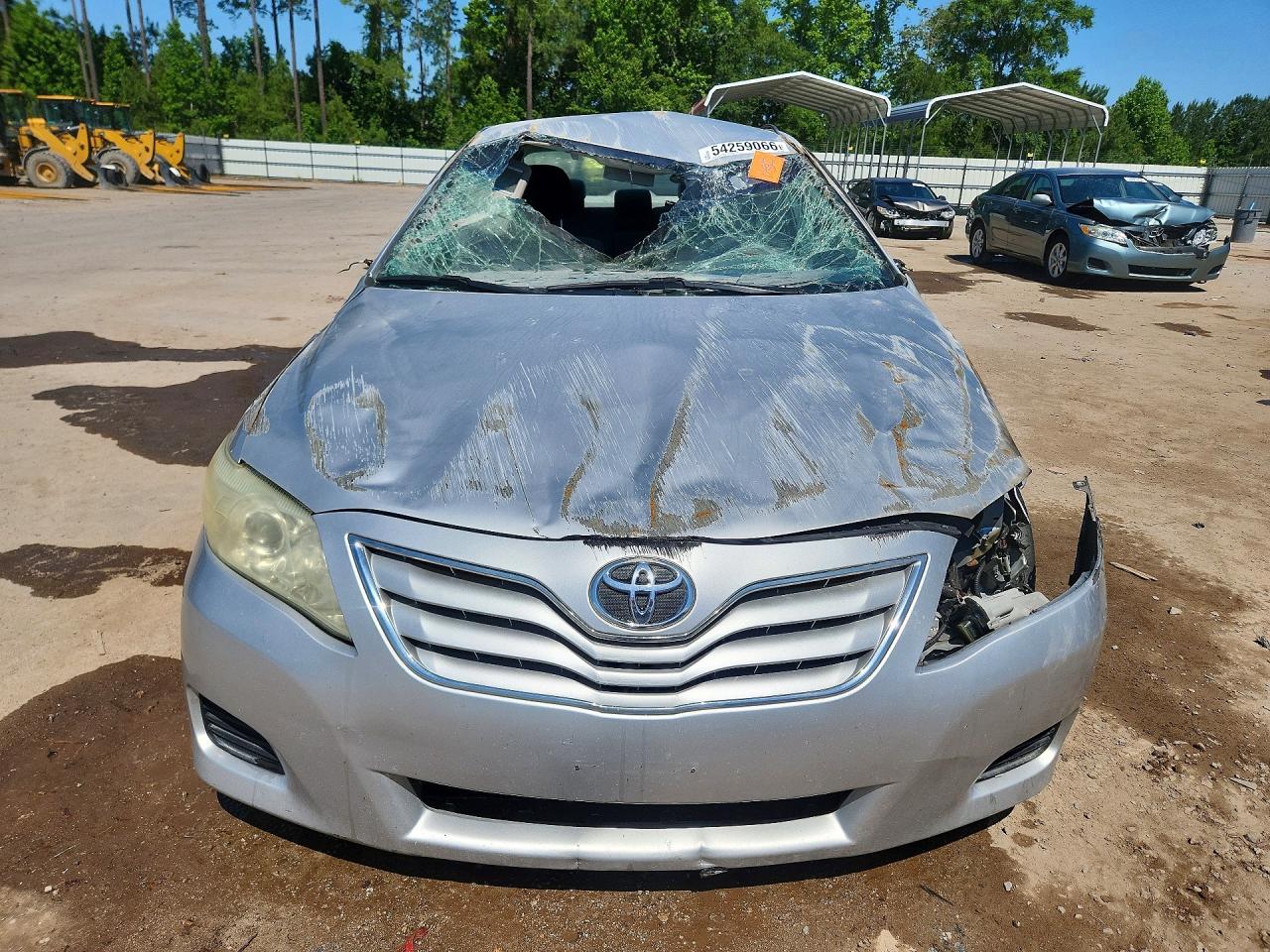 2011 Toyota Camry Le Серебряный vin: 4T1BF3EK1BU650563