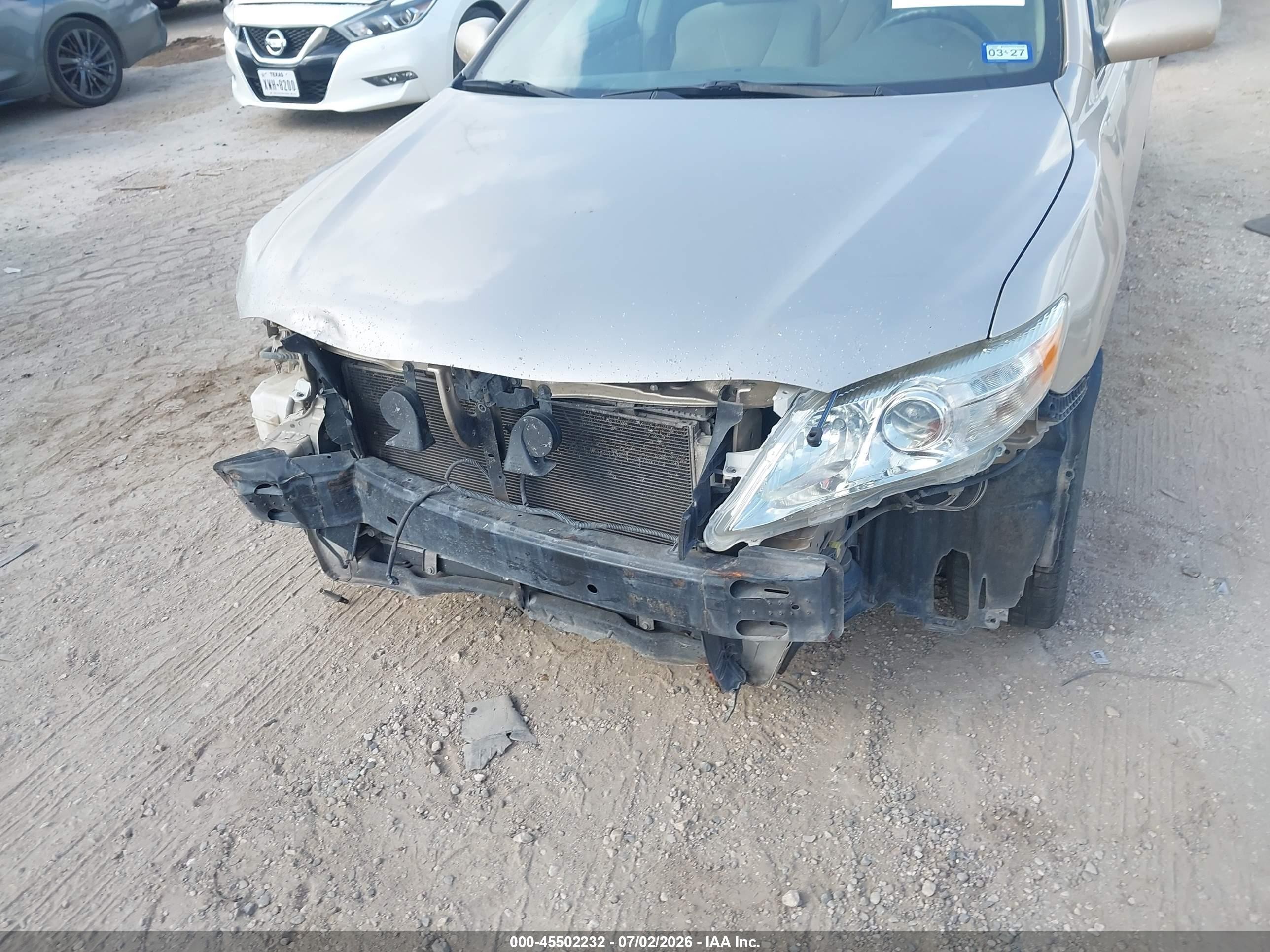 2011 Toyota Camry Le Бежевый vin: 4T1BF3EK1BU657870