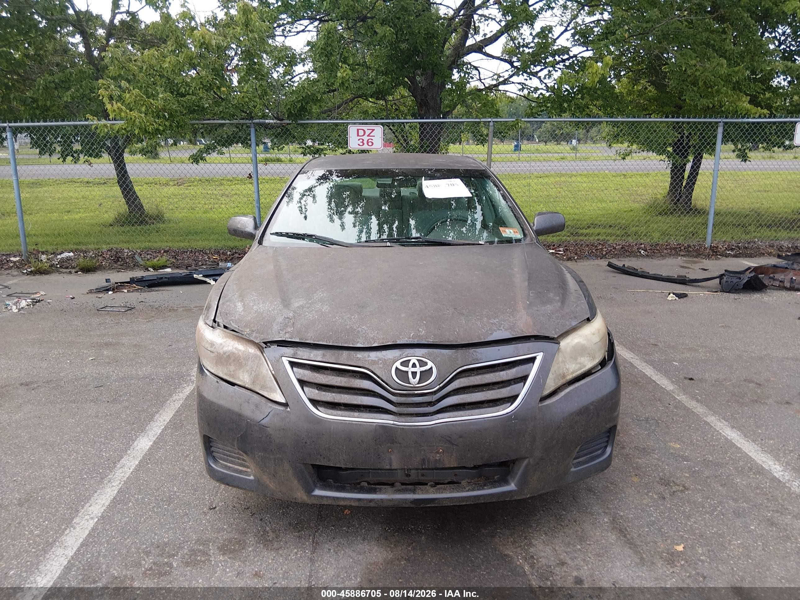 2011 Toyota Camry Le Черный vin: 4T1BF3EK1BU671204