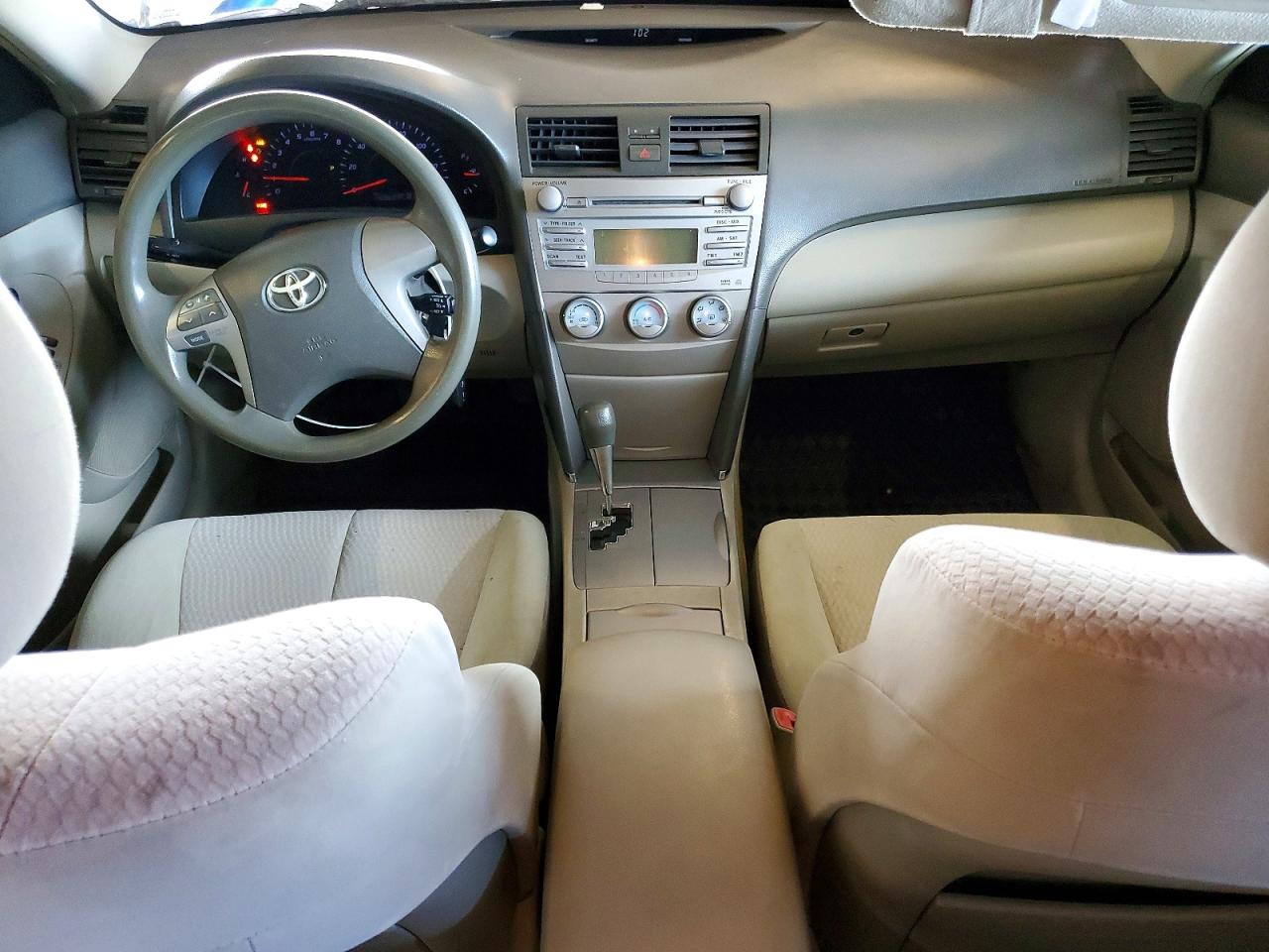 2011 Toyota Camry Le Gray vin: 4T1BF3EK1BU673776