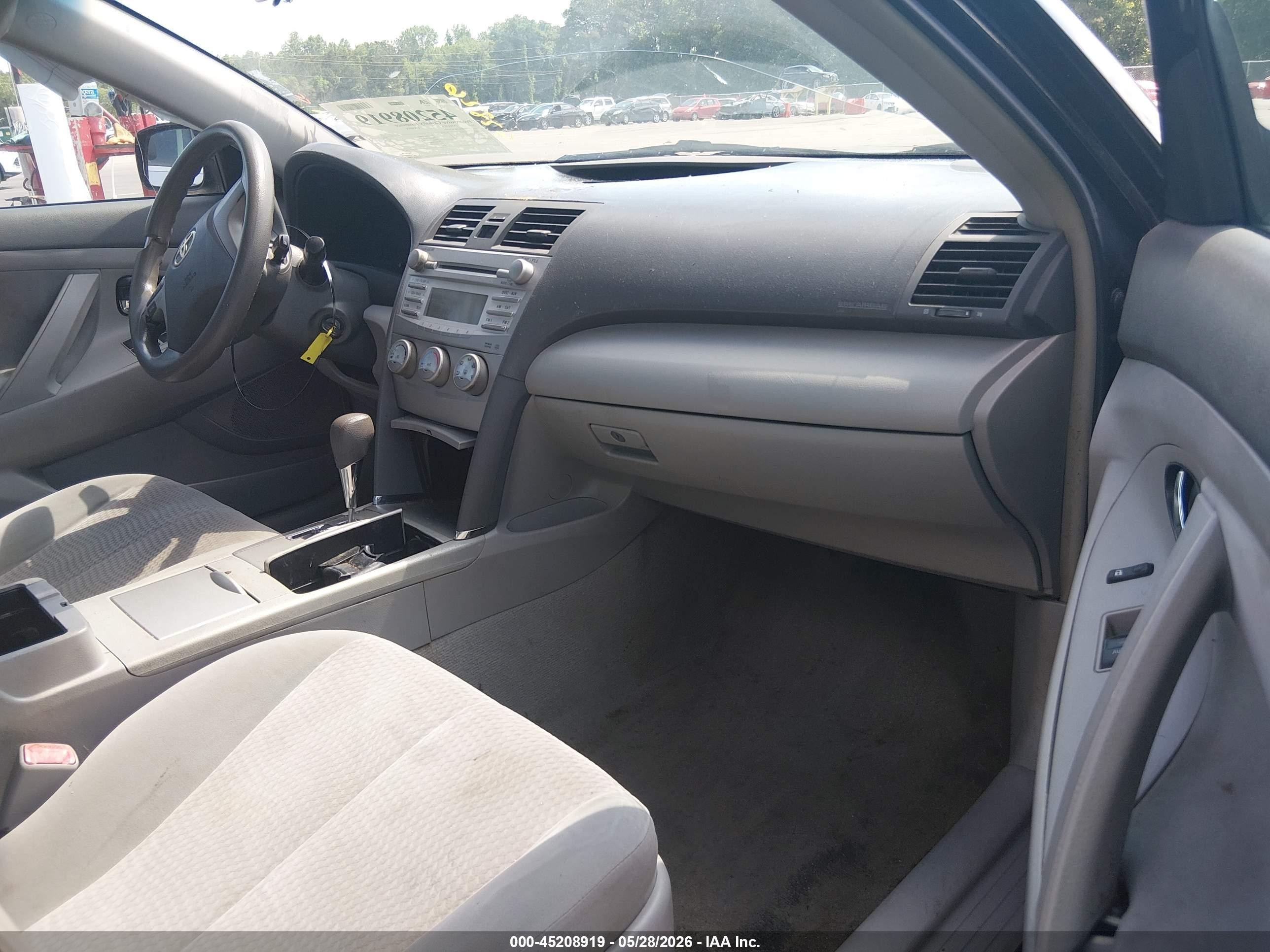2011 Toyota Camry   Black vin: 4T1BF3EK1BU674149