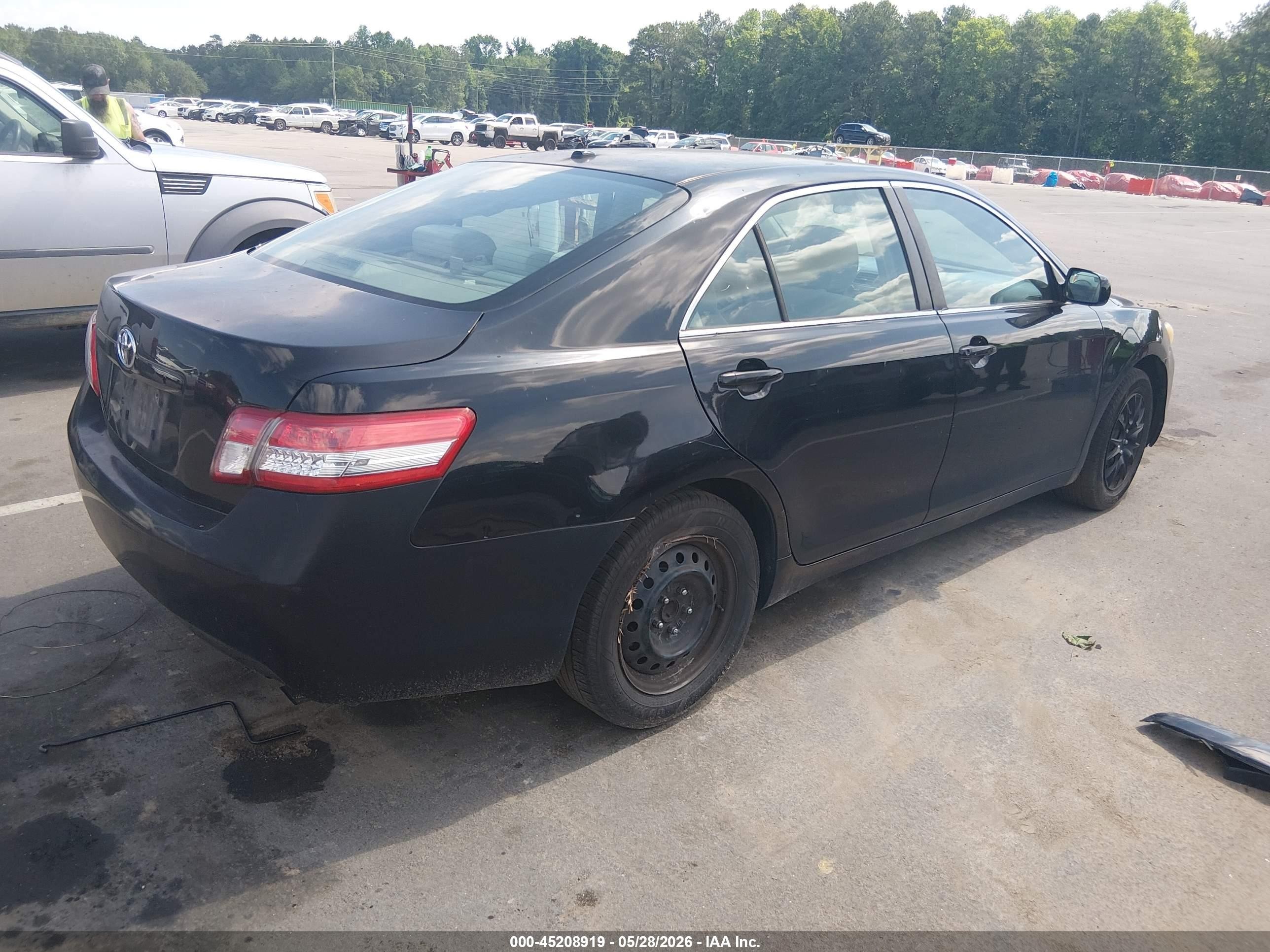 2011 Toyota Camry   Black vin: 4T1BF3EK1BU674149