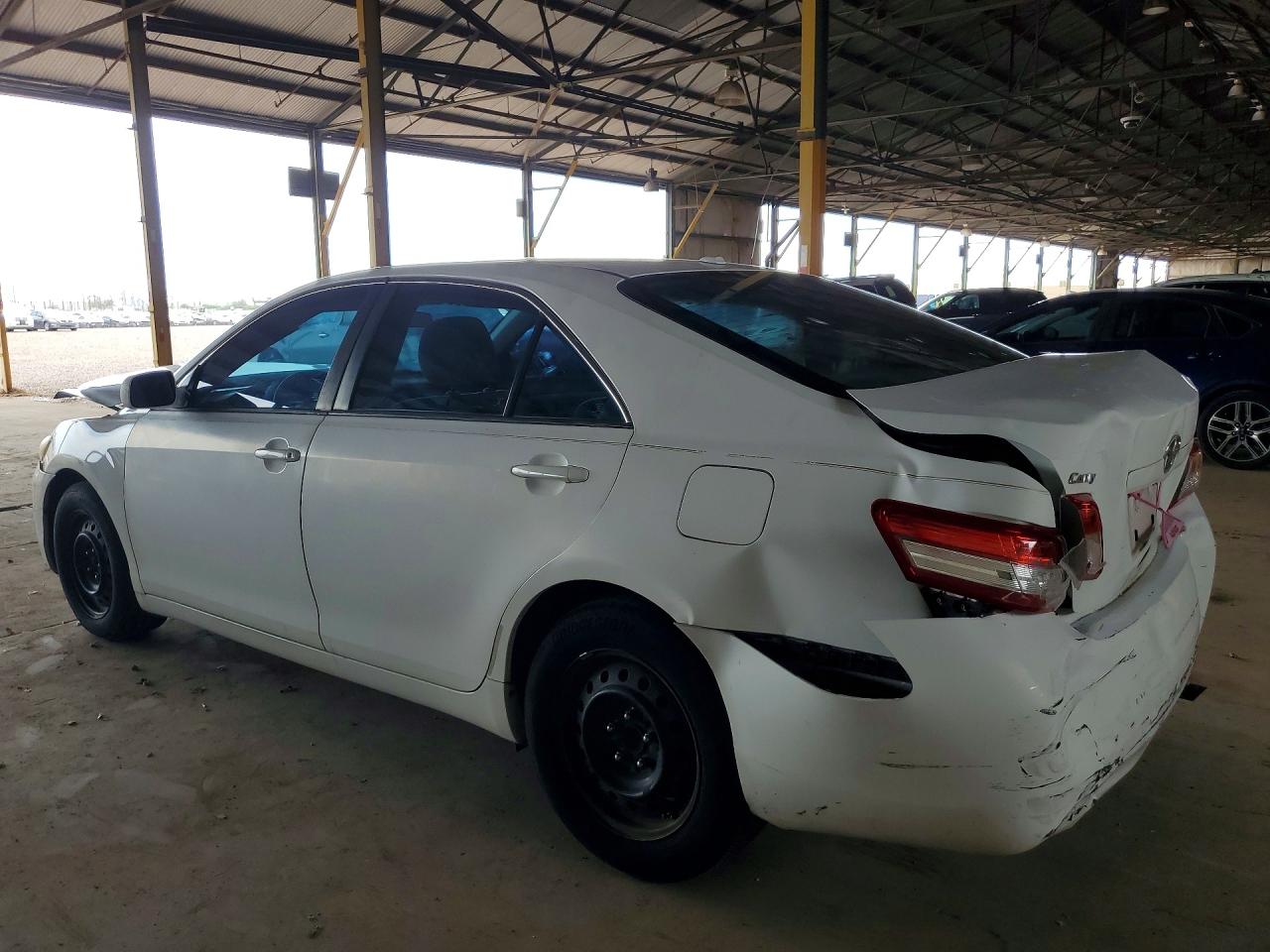 2011 Toyota Camry Le White vin: 4T1BF3EK1BU681473