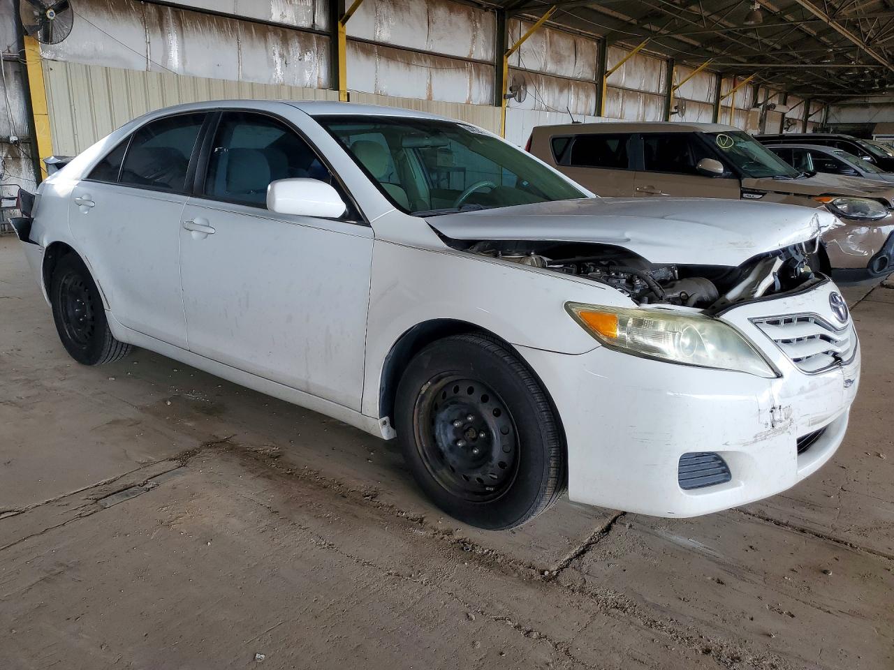 2011 Toyota Camry Le White vin: 4T1BF3EK1BU681473