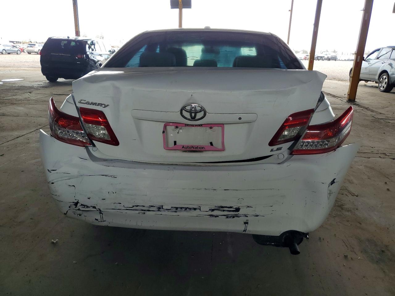 2011 Toyota Camry Le White vin: 4T1BF3EK1BU681473